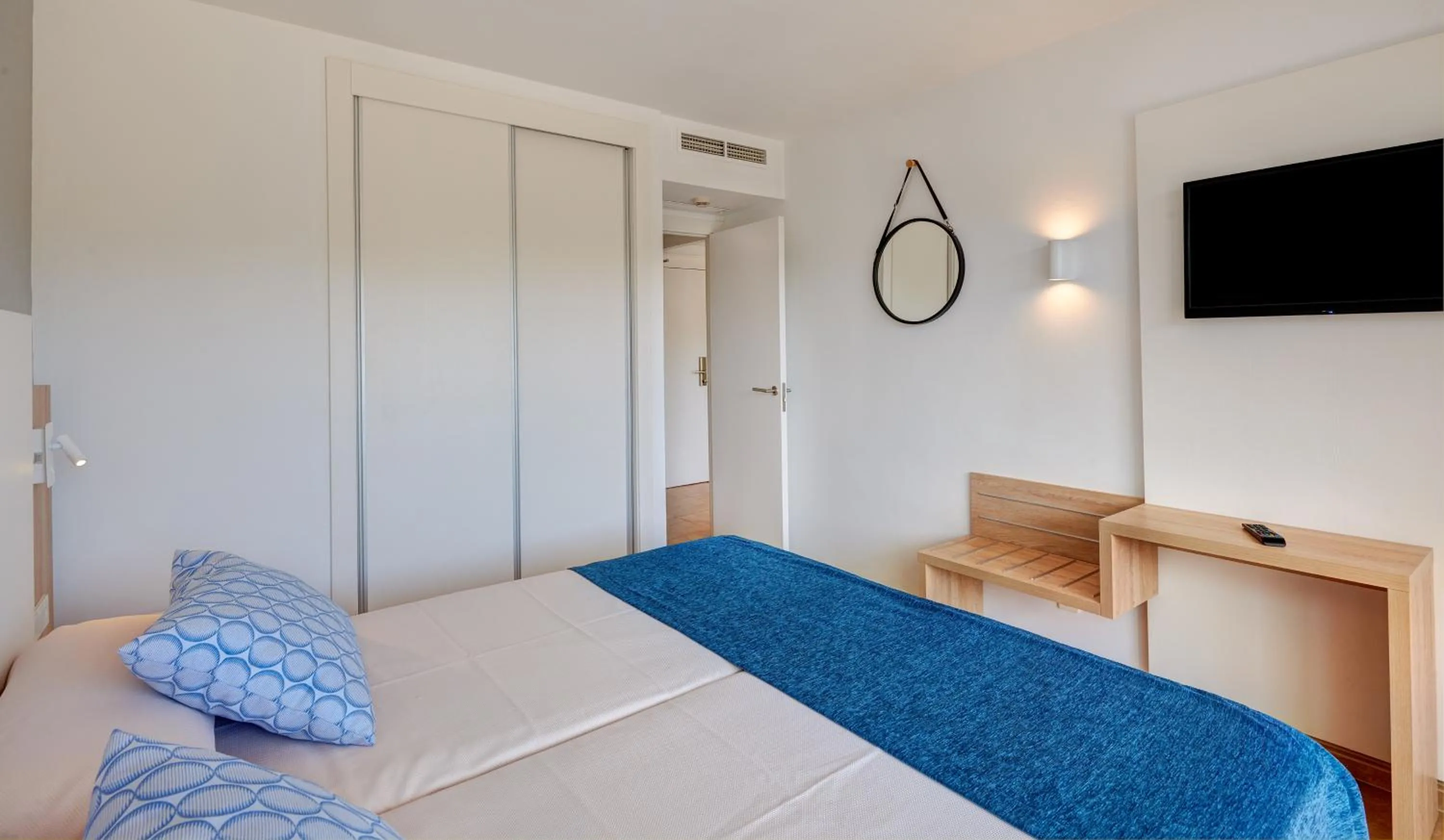 Decorative detail, Bed in Hotel Cala d'Or Playa