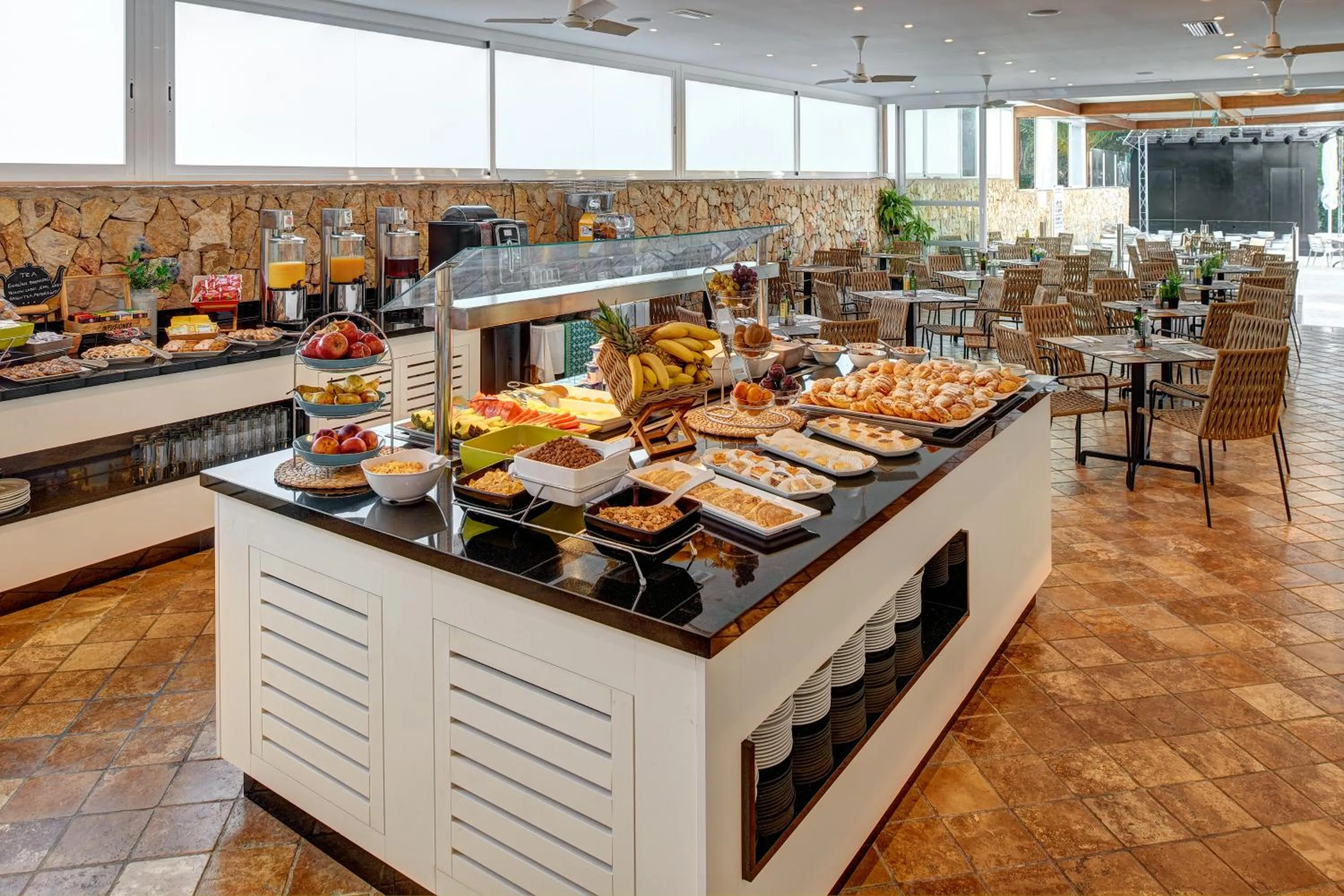 Restaurant/places to eat in Hotel Cala d'Or Playa