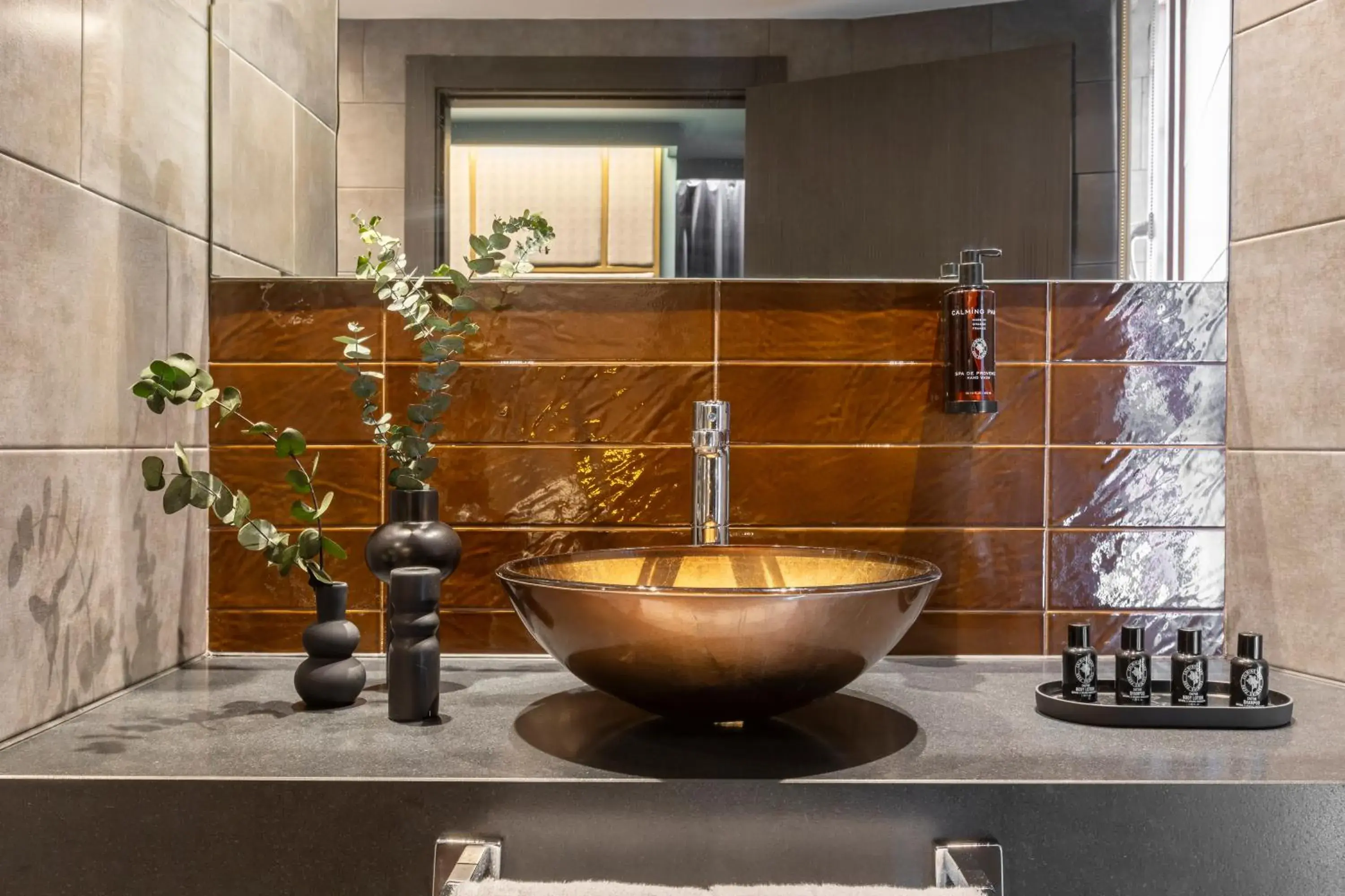 Bathroom in Pamplona Catedral Hotel Bathroom in Pamplona Catedral Hotel