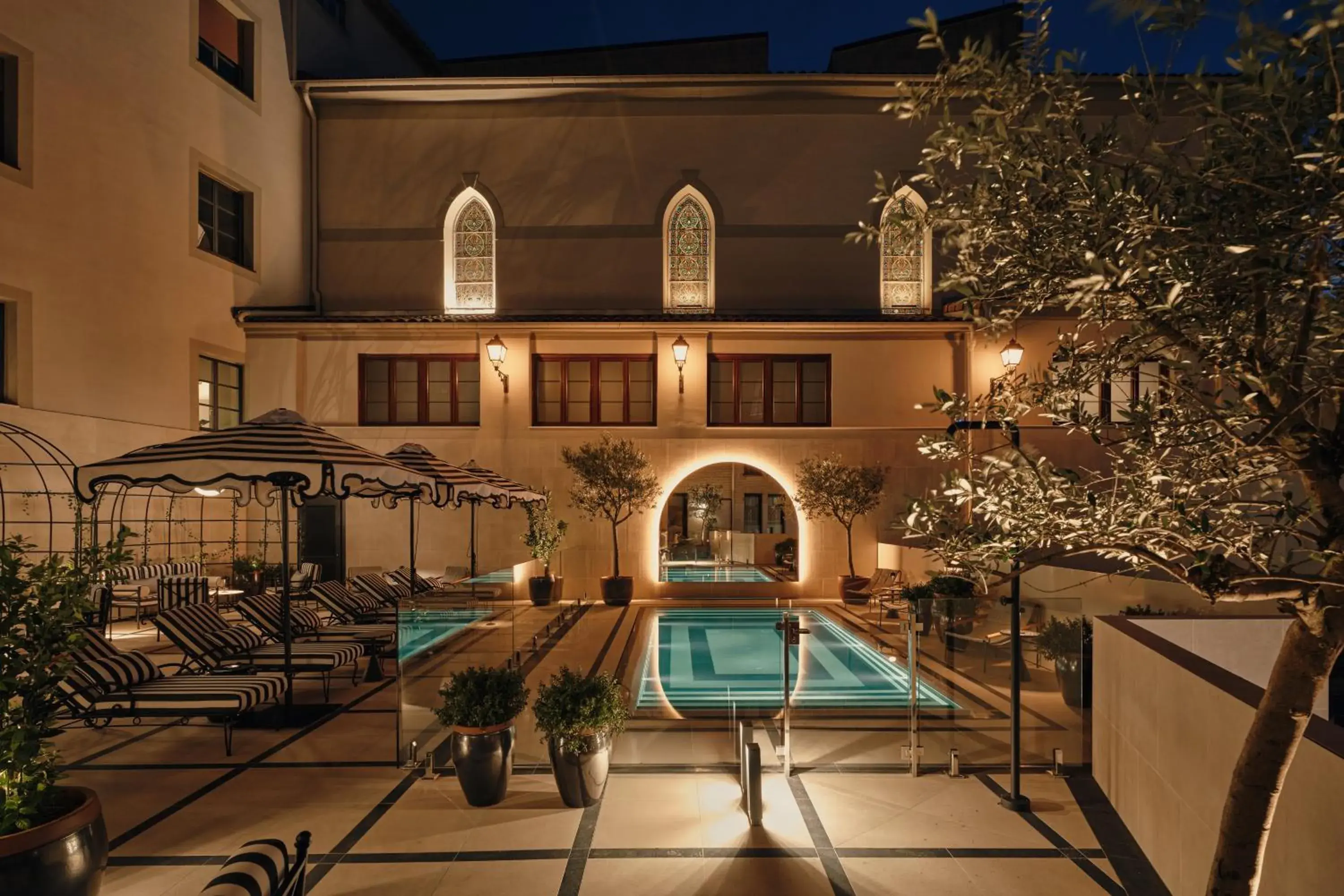 Swimming pool in Pamplona Catedral Hotel Swimming pool in Pamplona Catedral Hotel