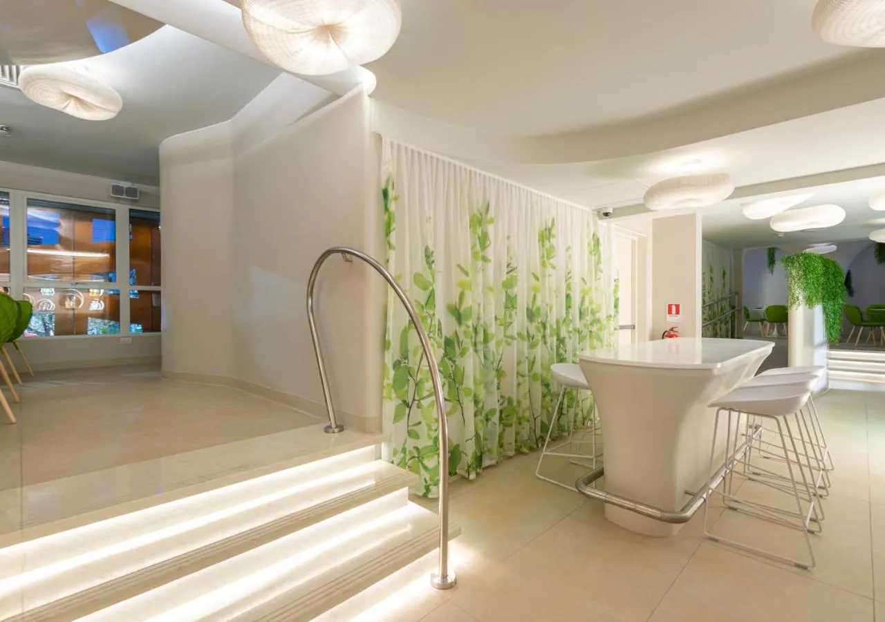 Restaurant/places to eat in 45 by Director