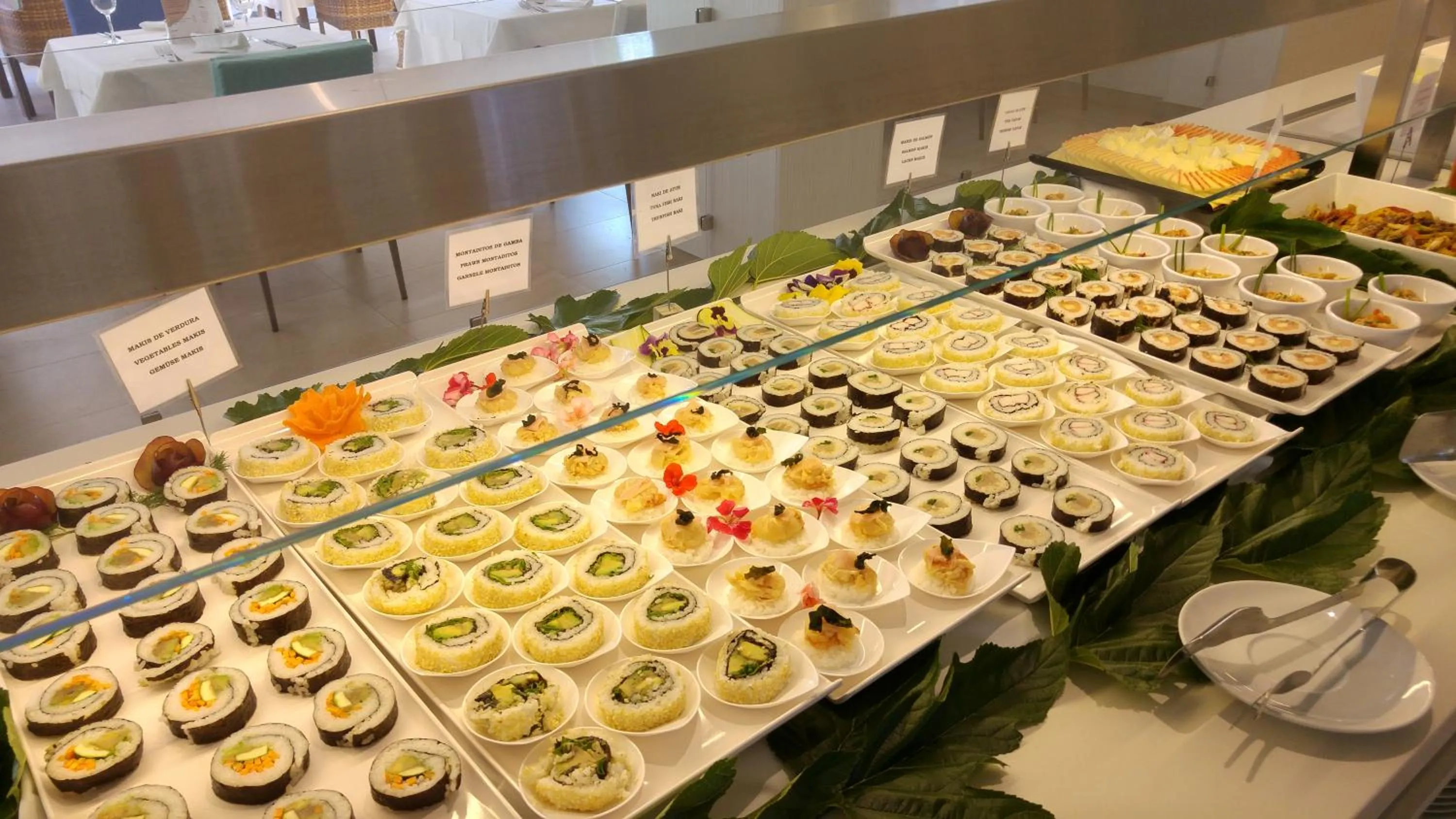 Food in Puerto Azul Suite Hotel