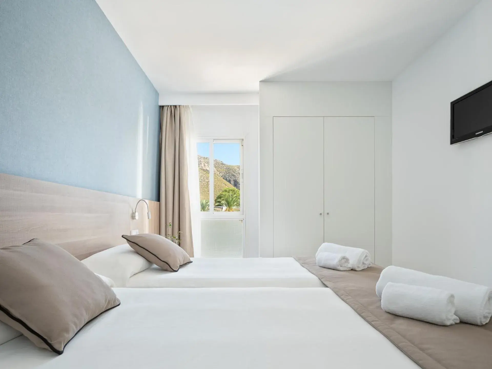 Bedroom in Puerto Azul Suite Hotel Bedroom in Puerto Azul Suite Hotel