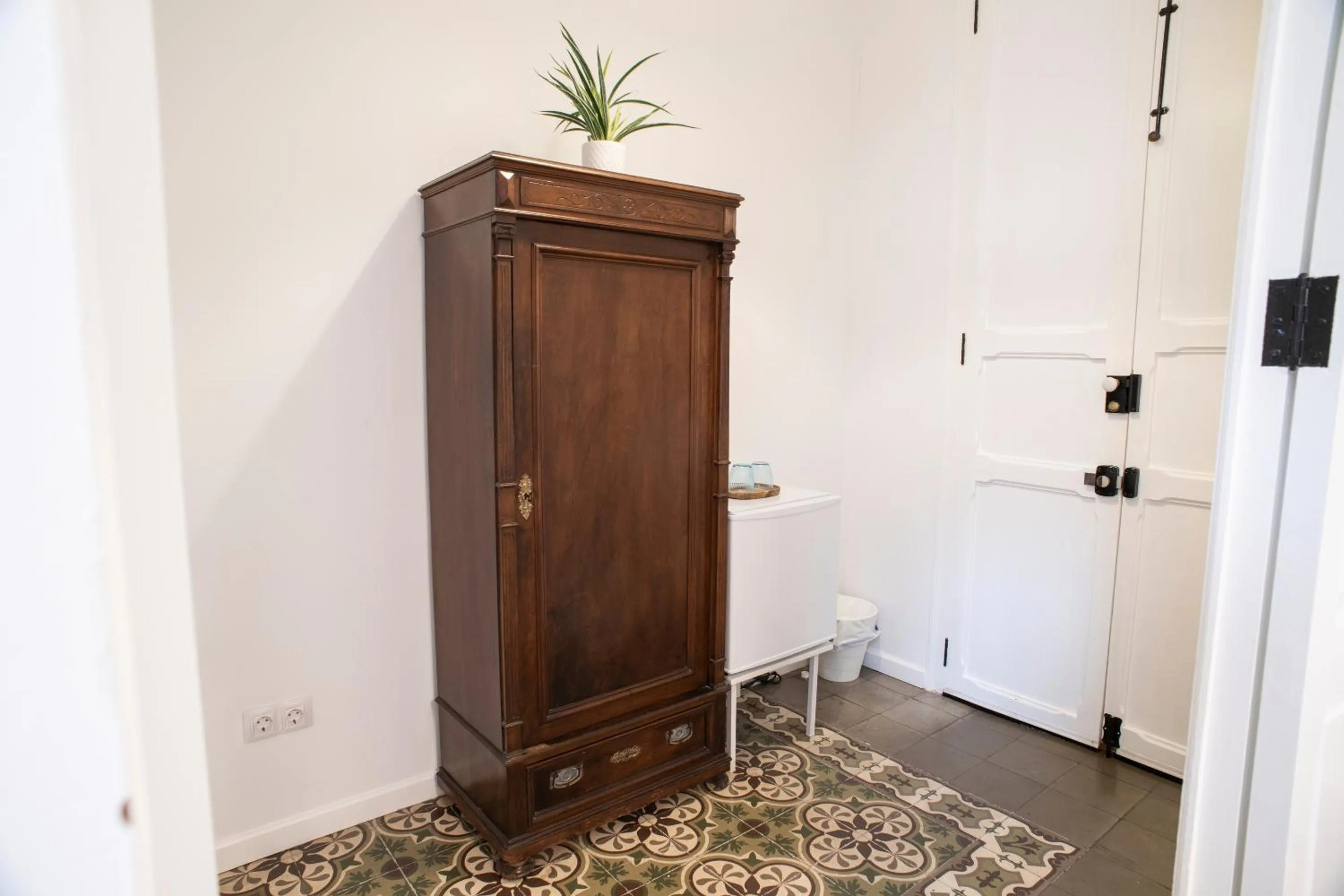 wardrobe in ABCyou Bed&Breakfast