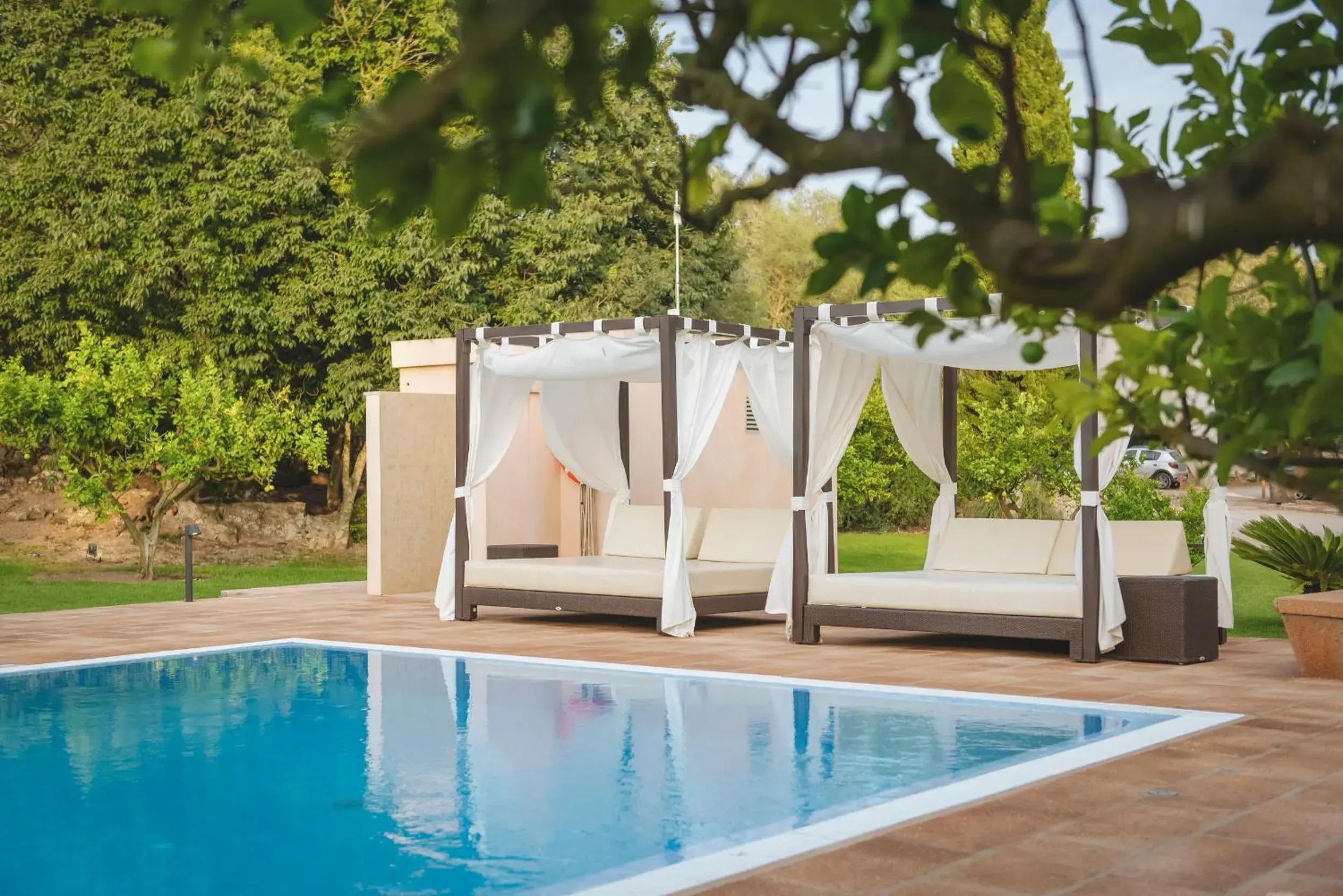 Swimming pool in Finca Son Roig by Valentin Swimming pool in Finca Son Roig by Valentin