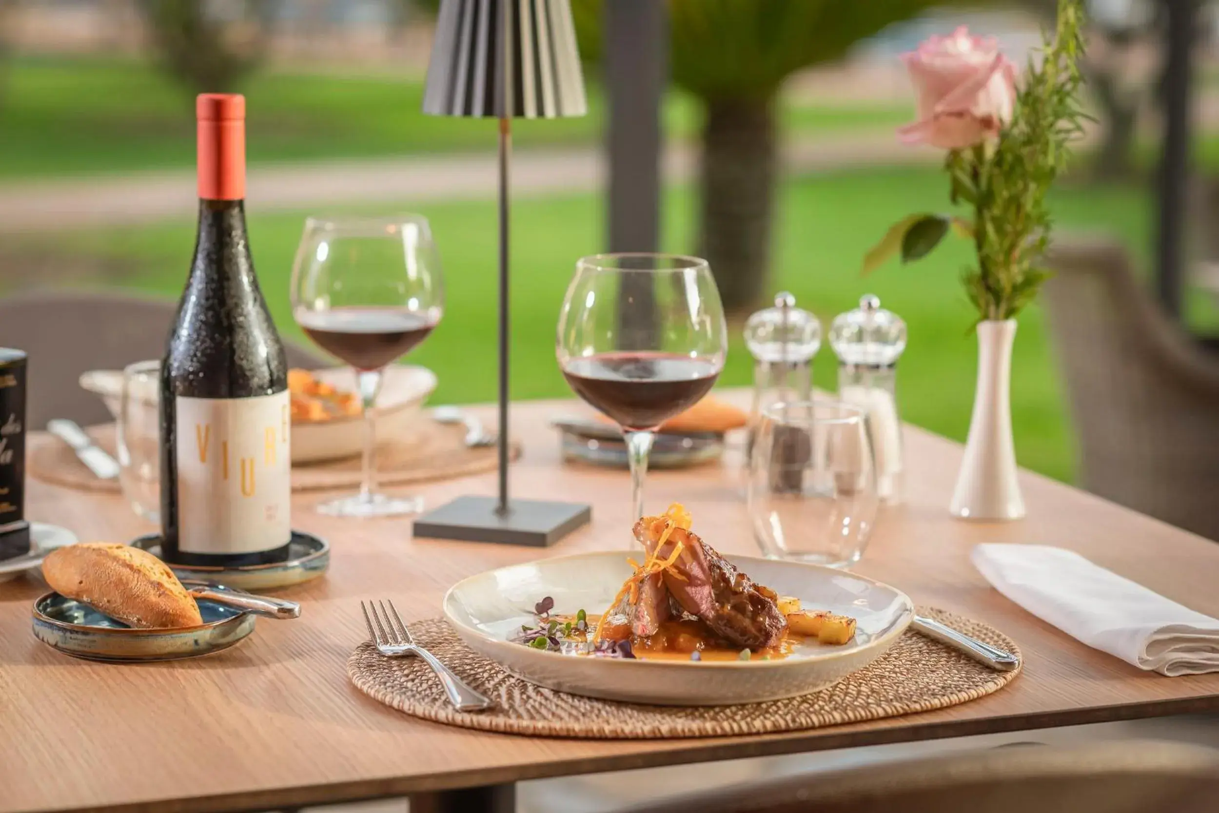 Restaurant/places to eat in Finca Son Roig by Valentin Restaurant/places to eat in Finca Son Roig by Valentin