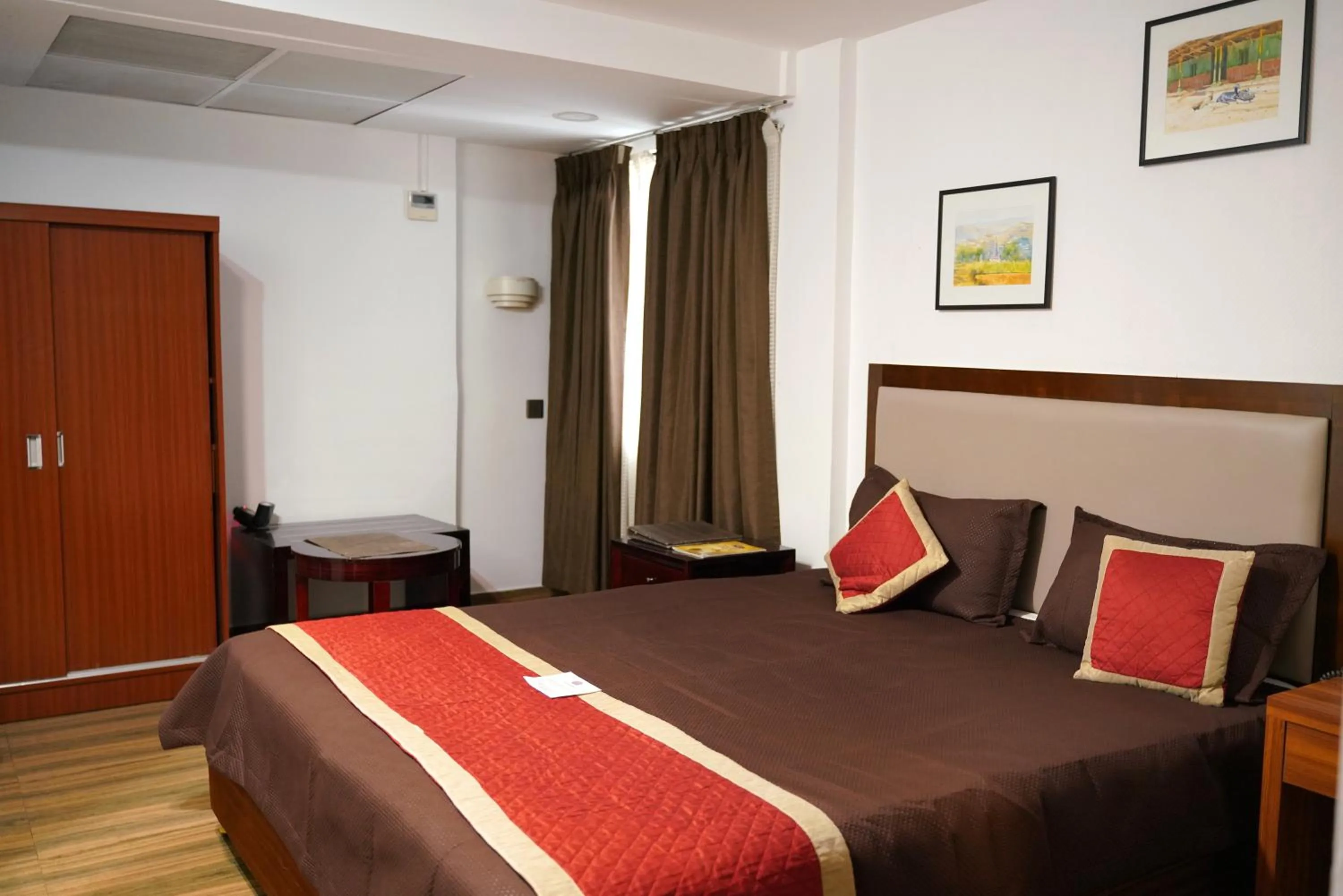 Bedroom, Bed in KGA Elite Continental Hotel