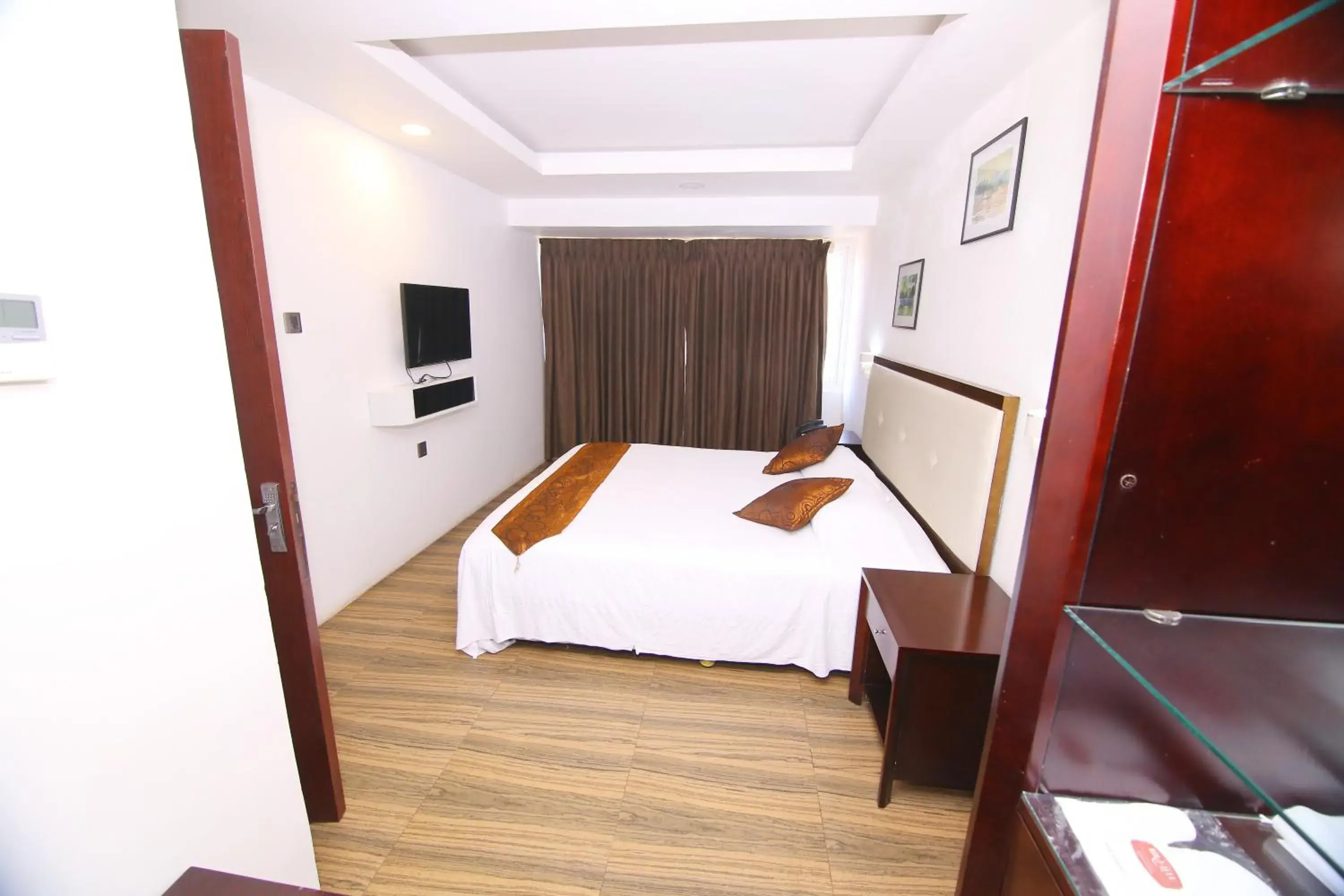 Bedroom, Bed in KGA Elite Continental Hotel Bedroom, Bed in KGA Elite Continental Hotel