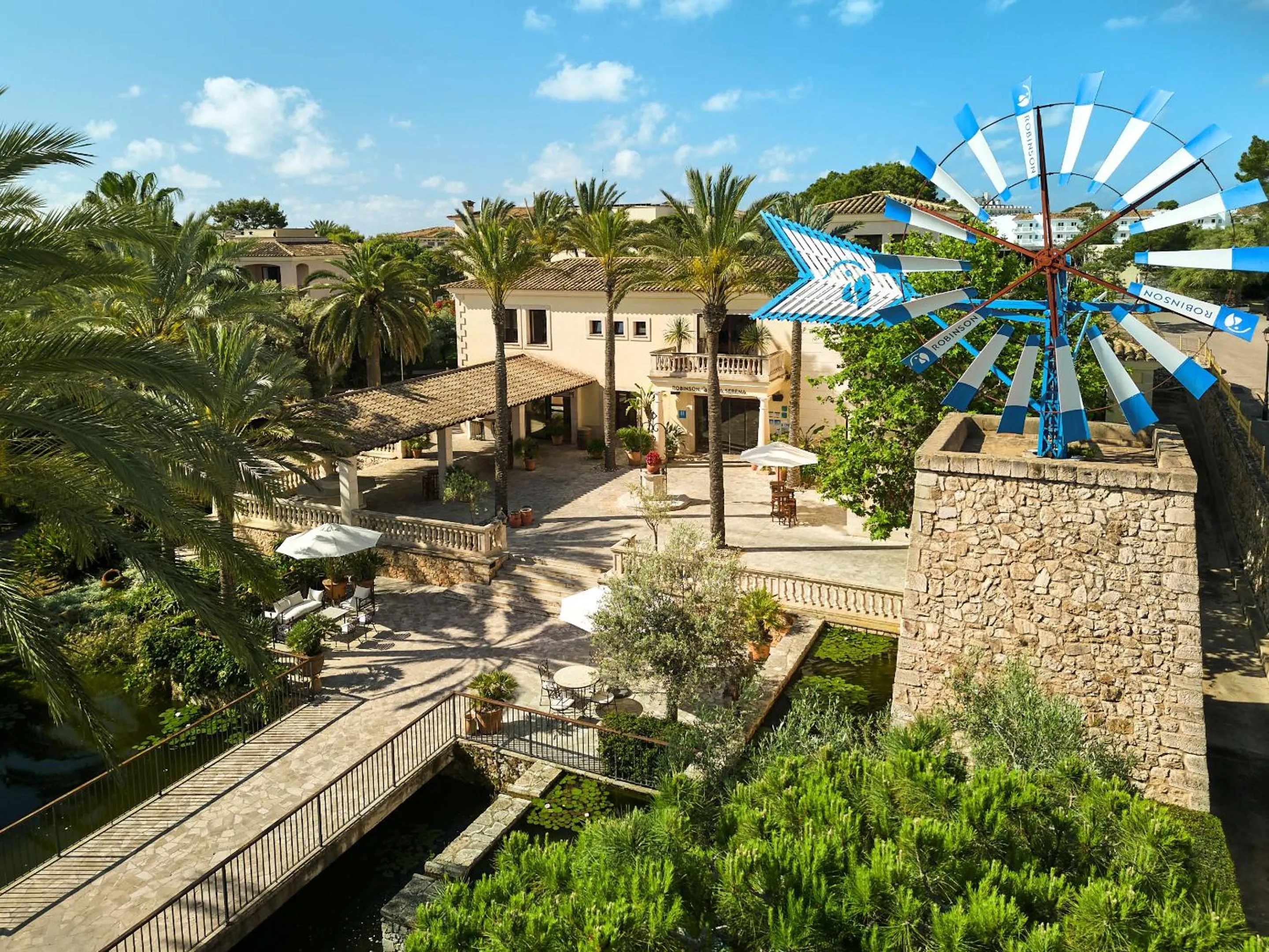 Property building in ROBINSON Cala Serena