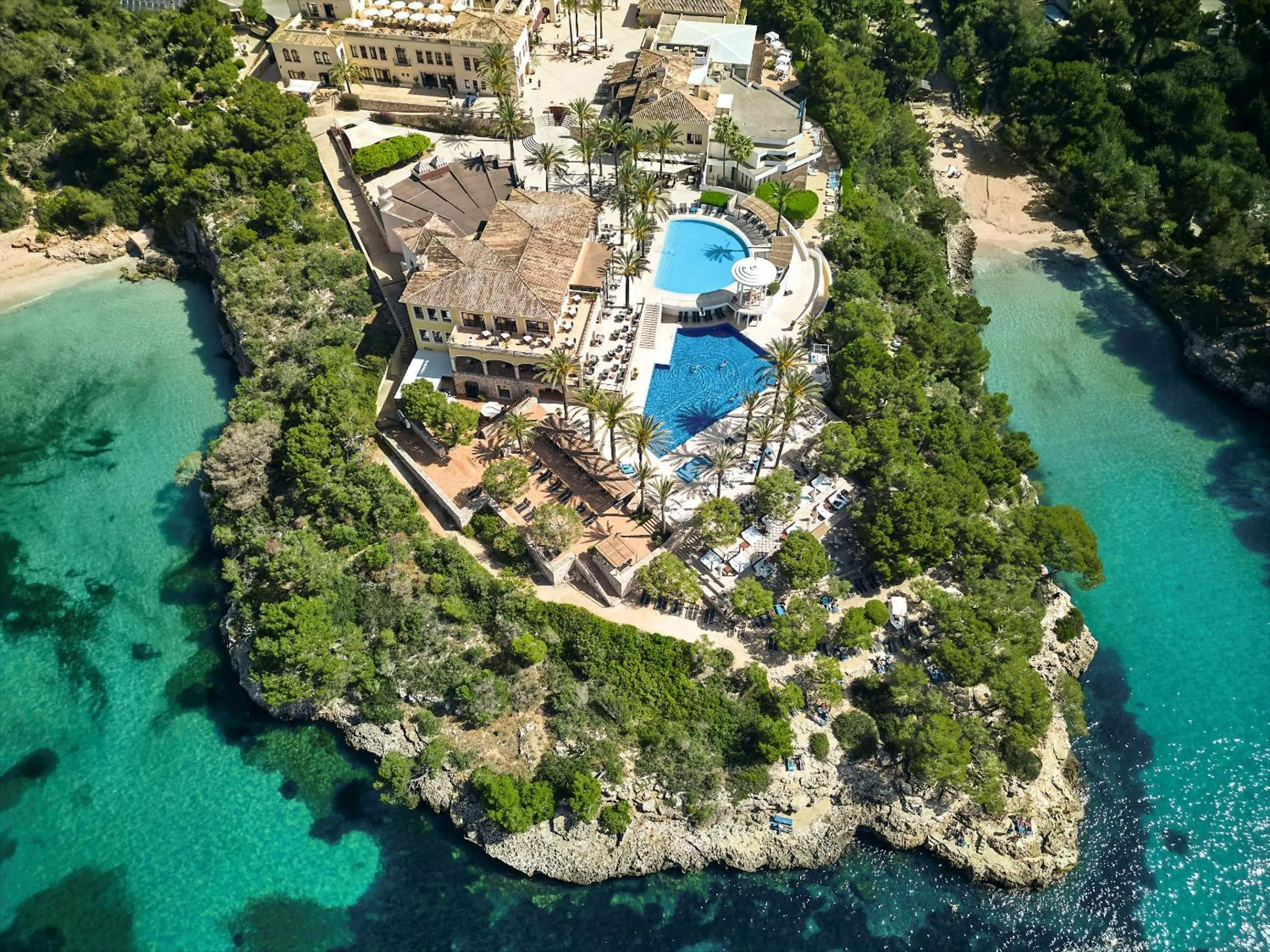 Property building in ROBINSON Cala Serena