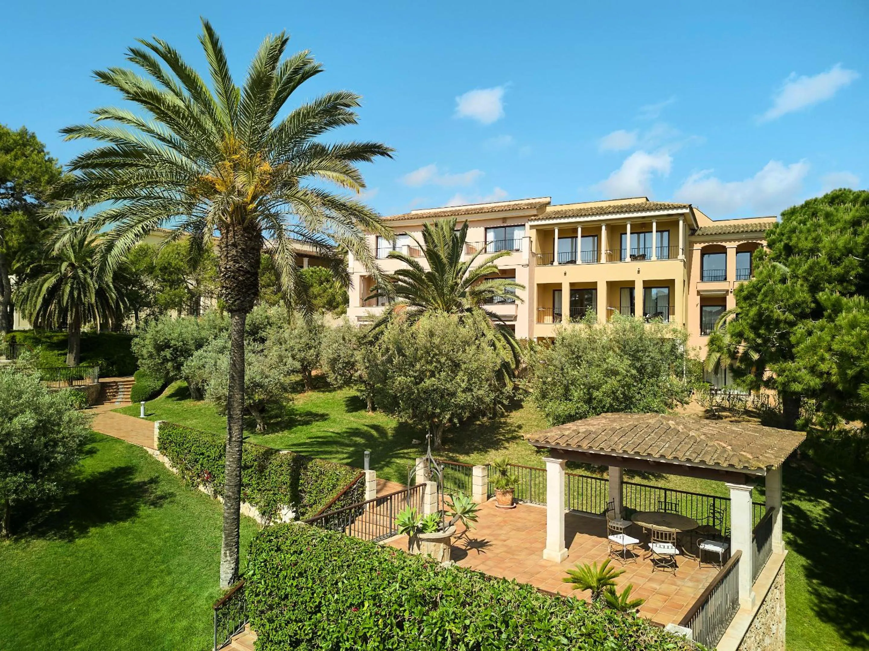 Property building in ROBINSON Cala Serena