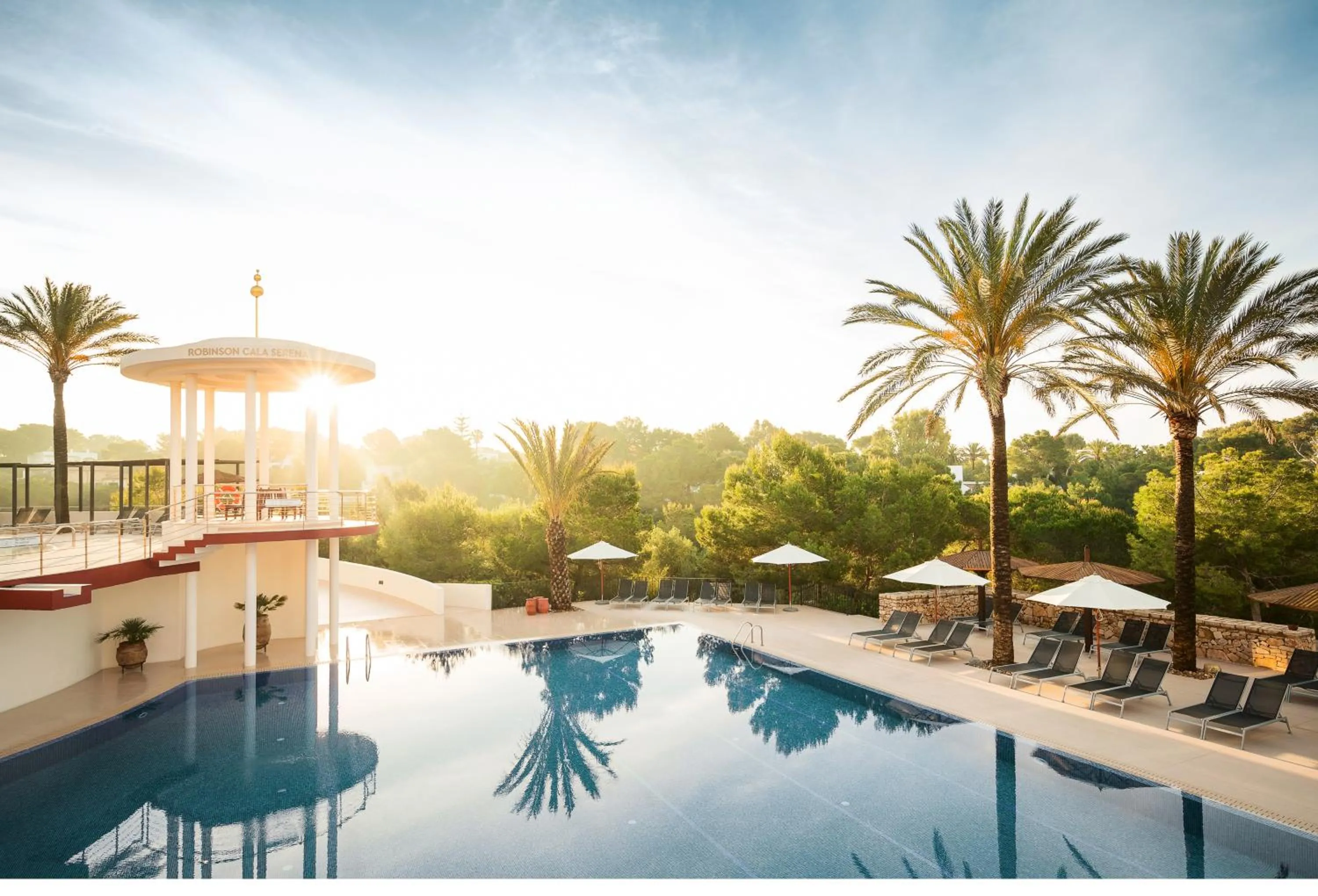 Swimming pool in ROBINSON Cala Serena