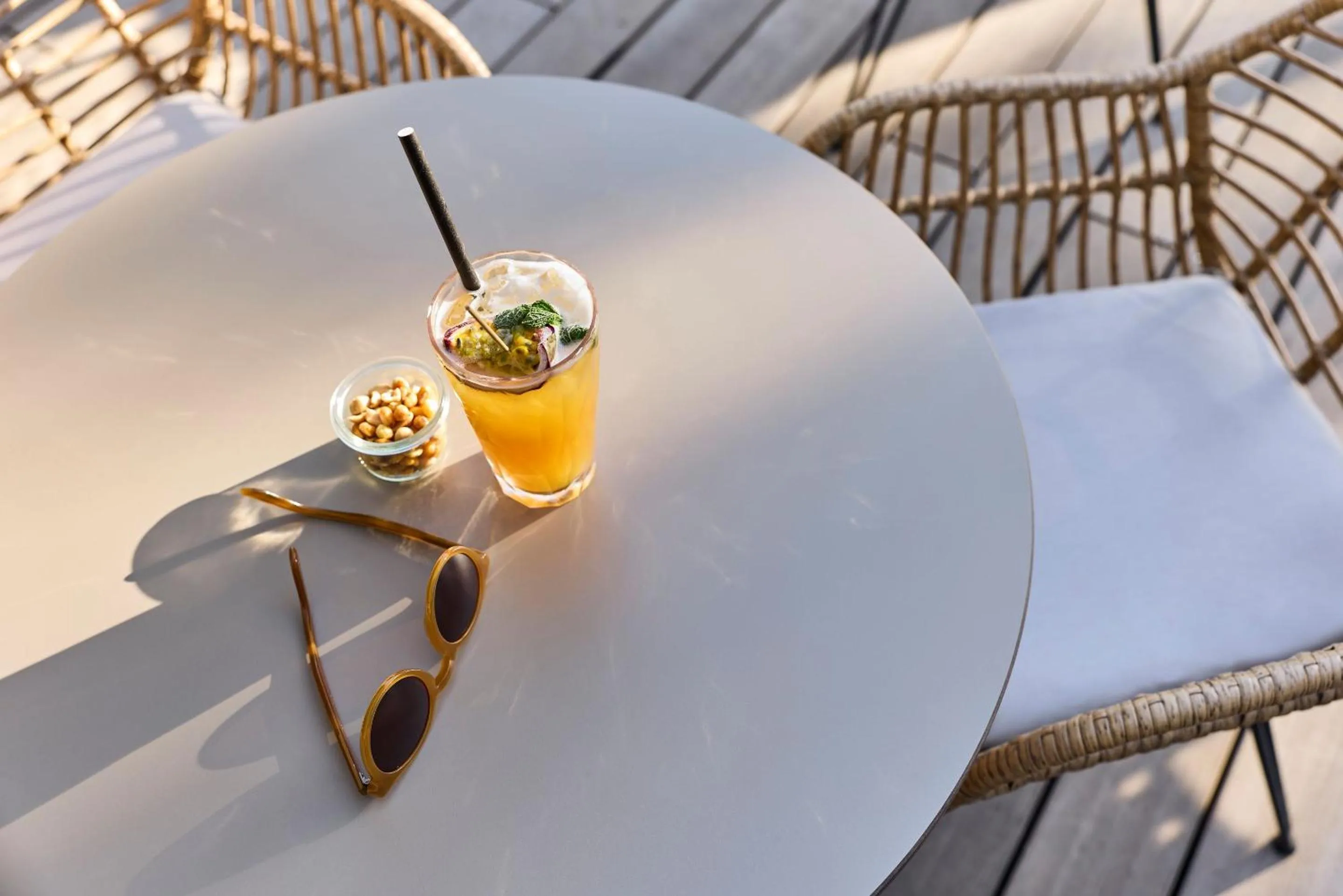 Lounge or bar in ROBINSON Cala Serena