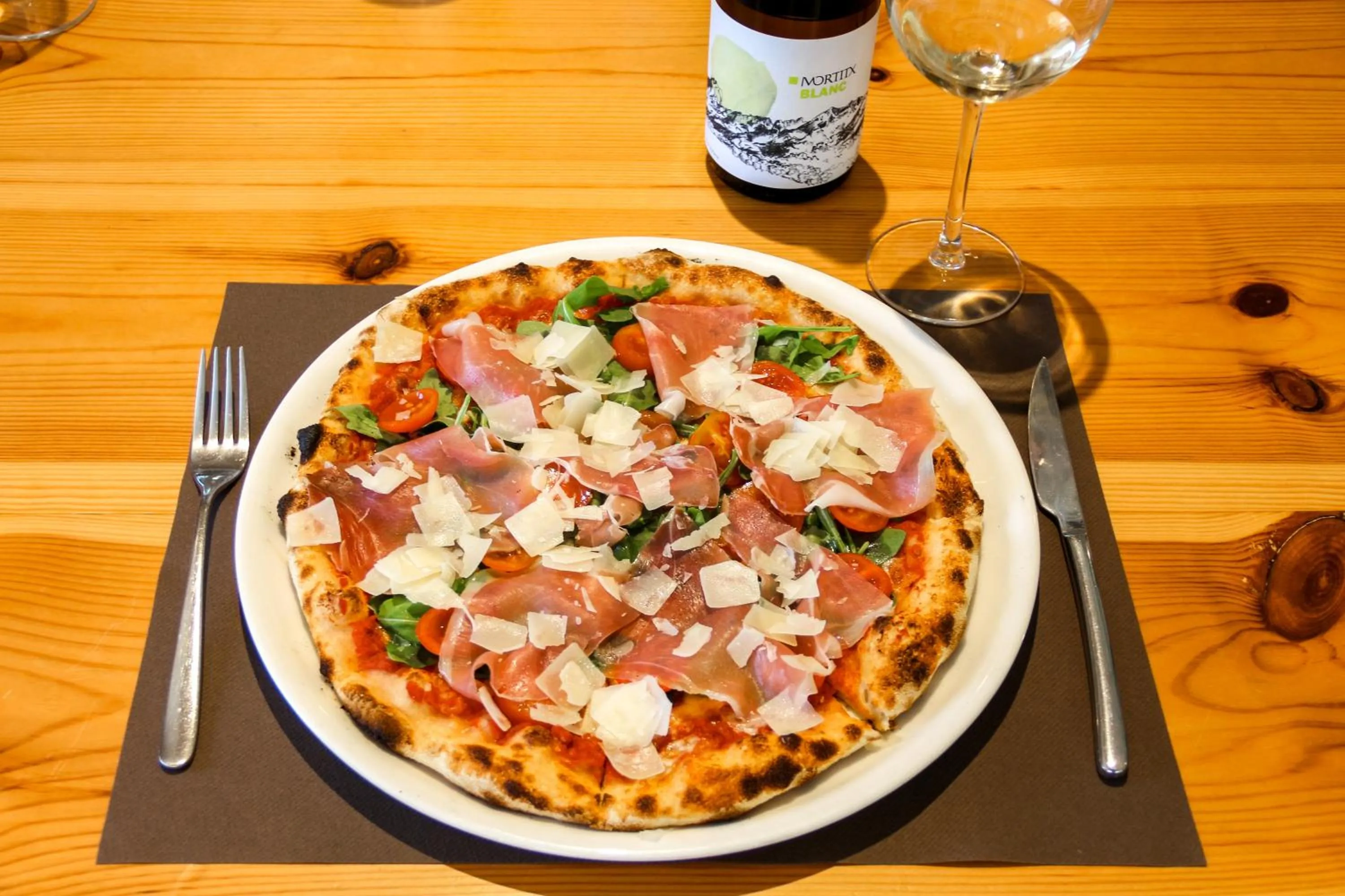 Restaurant/places to eat in Aparthotel Duva & Spa