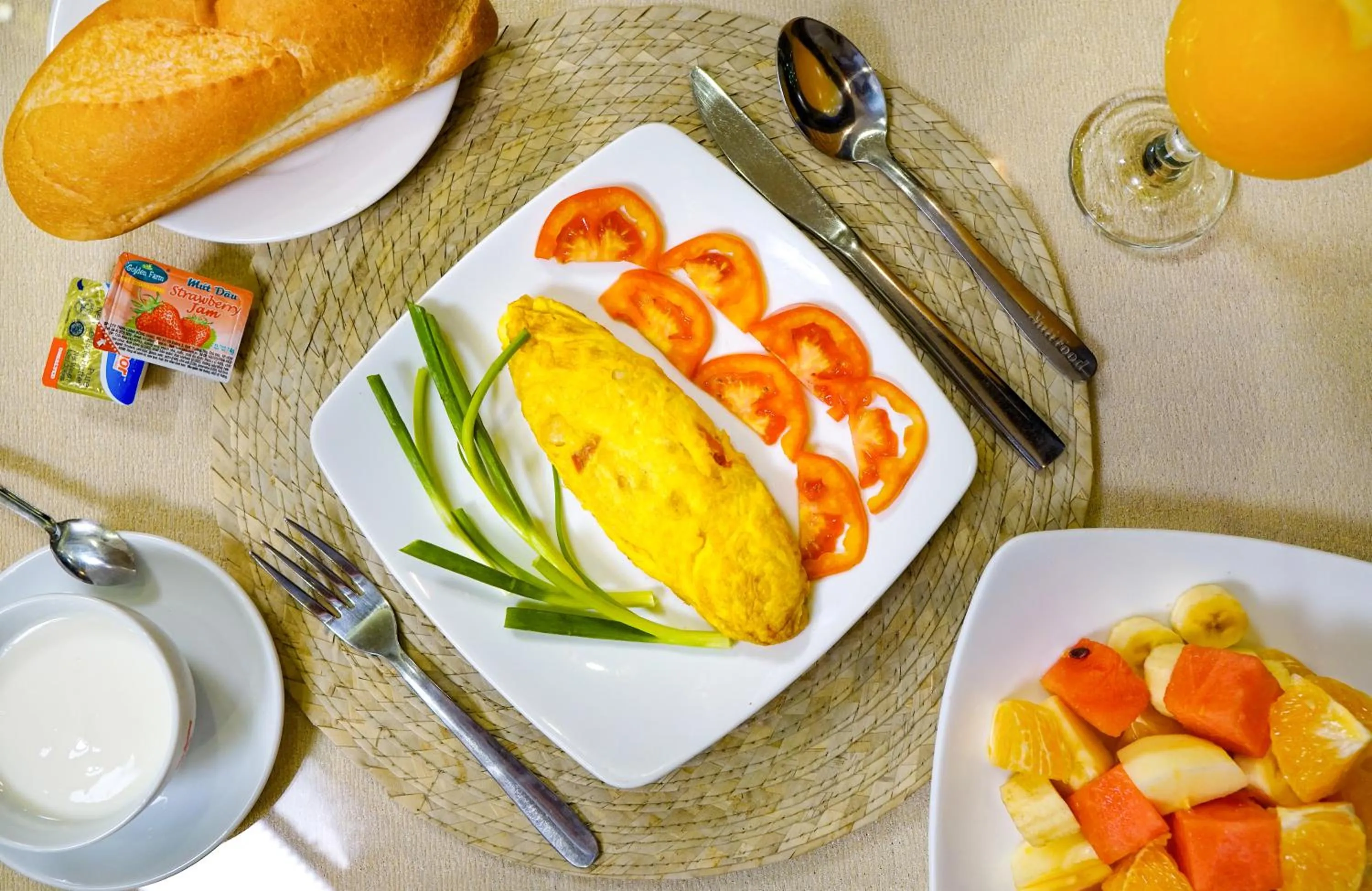 Restaurant/places to eat in Rural Scene Villa