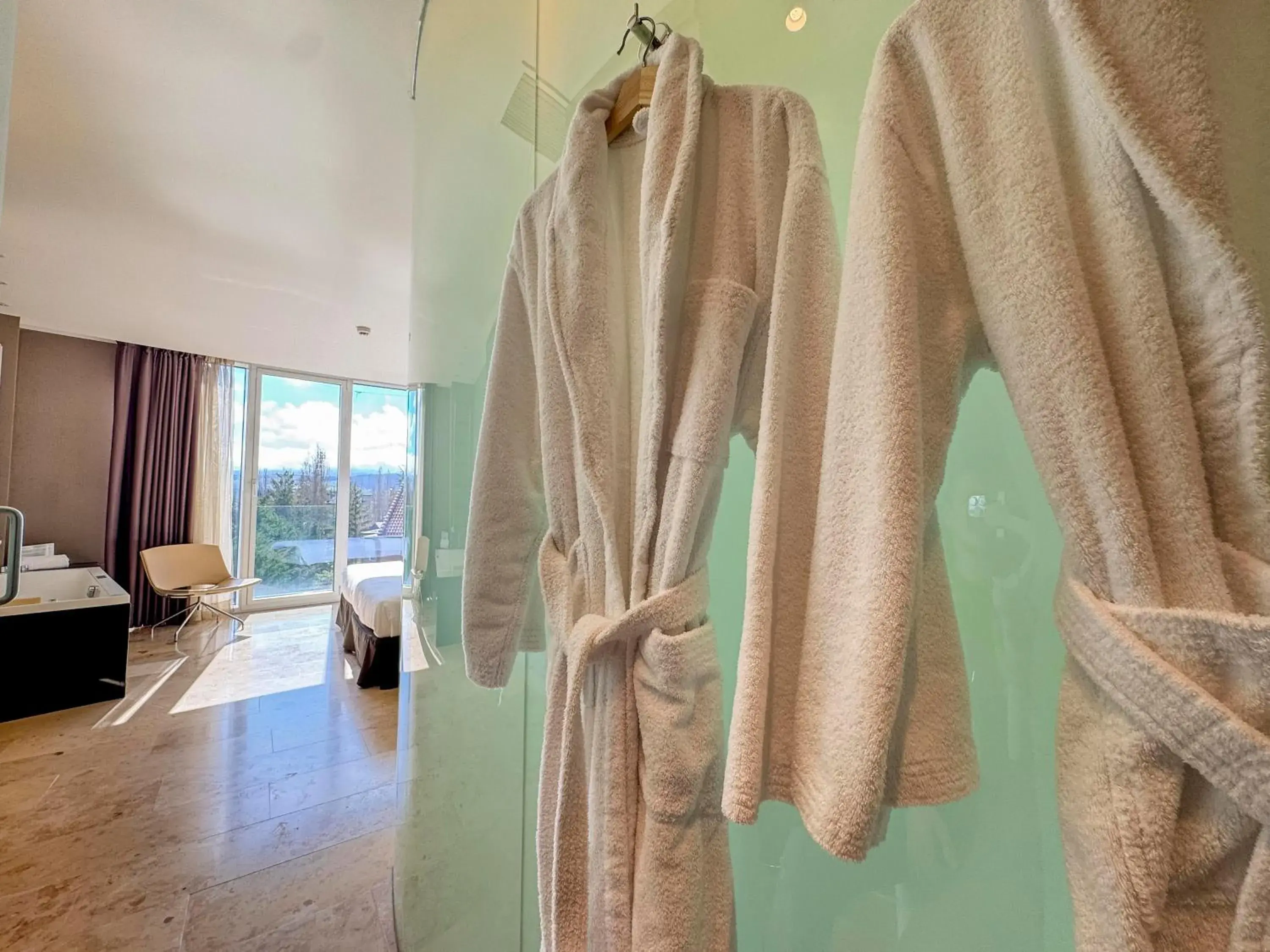 Bathroom in Hotel Jardines de Uleta Suites Bathroom in Hotel Jardines de Uleta Suites