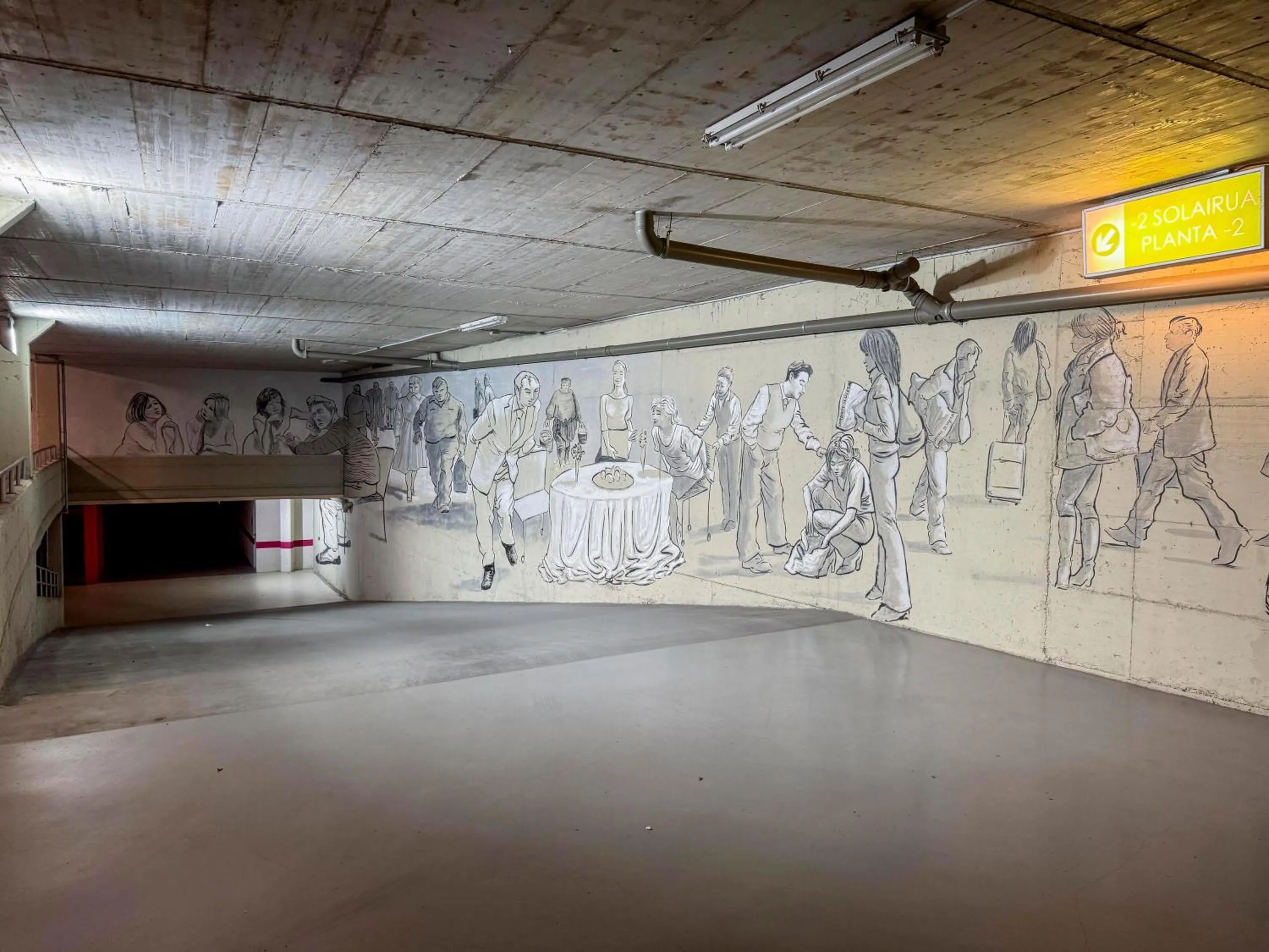 Parking in Hotel Jardines de Uleta Suites