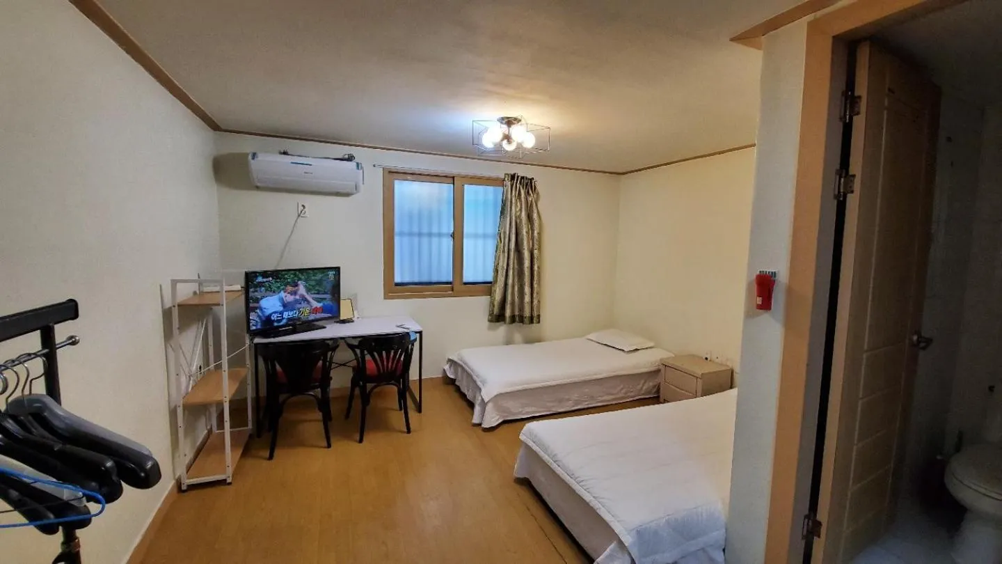 Bed in Seoul Tower Ville