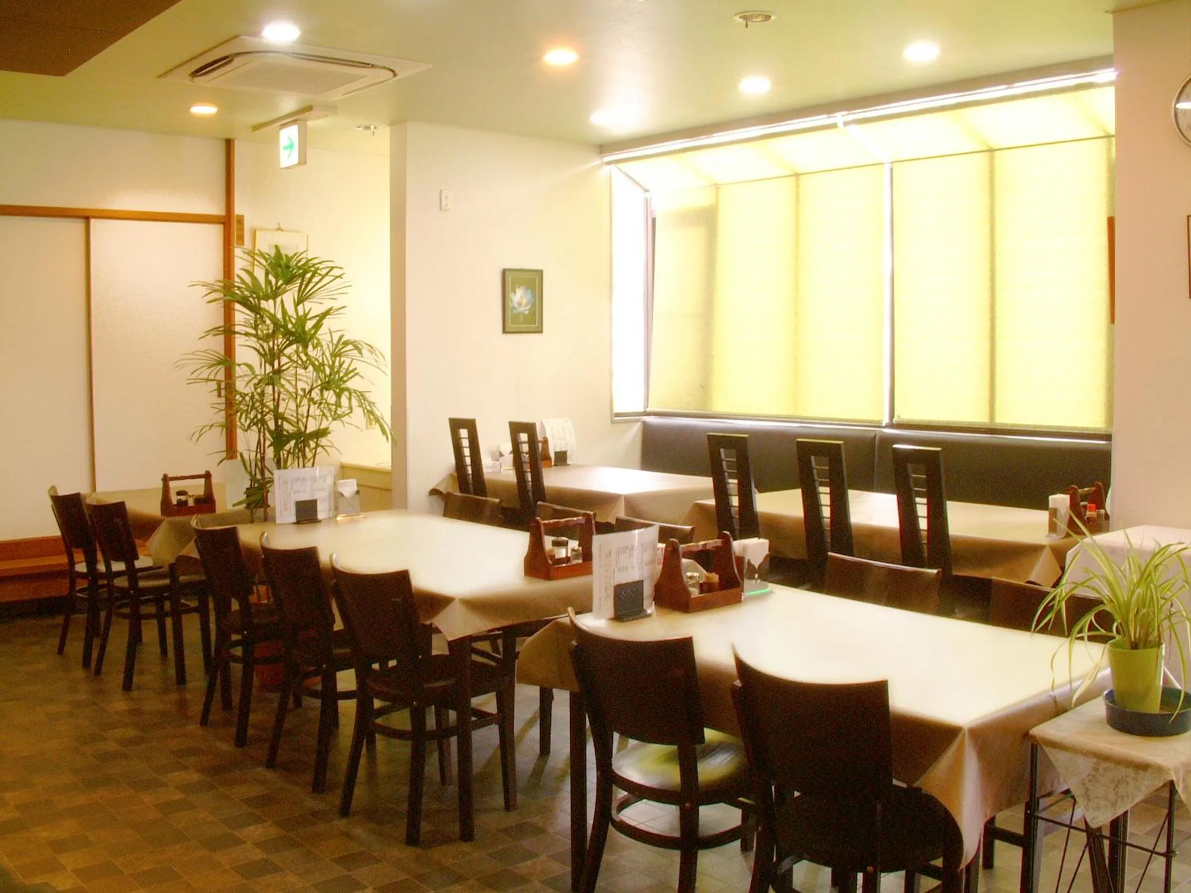 Dining area in Ichinomiya Green Hotel