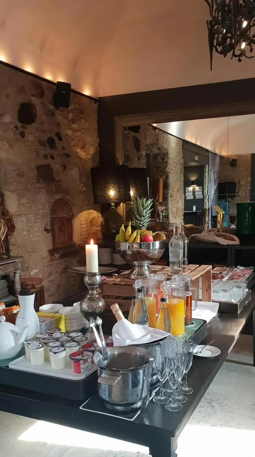 Breakfast in Hotel Castell d'Emporda