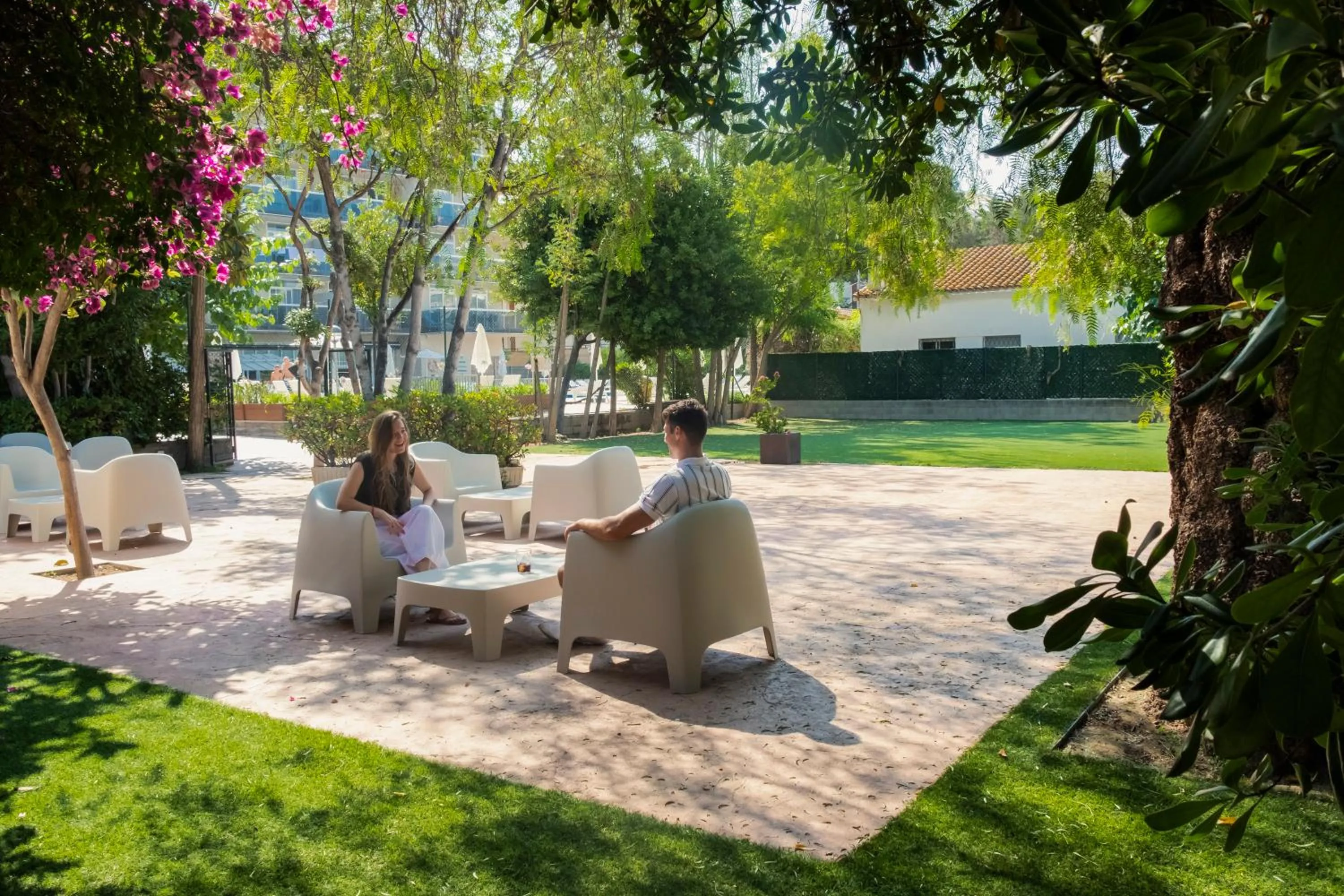 Garden view in Aparthotel Cye Holiday Centre