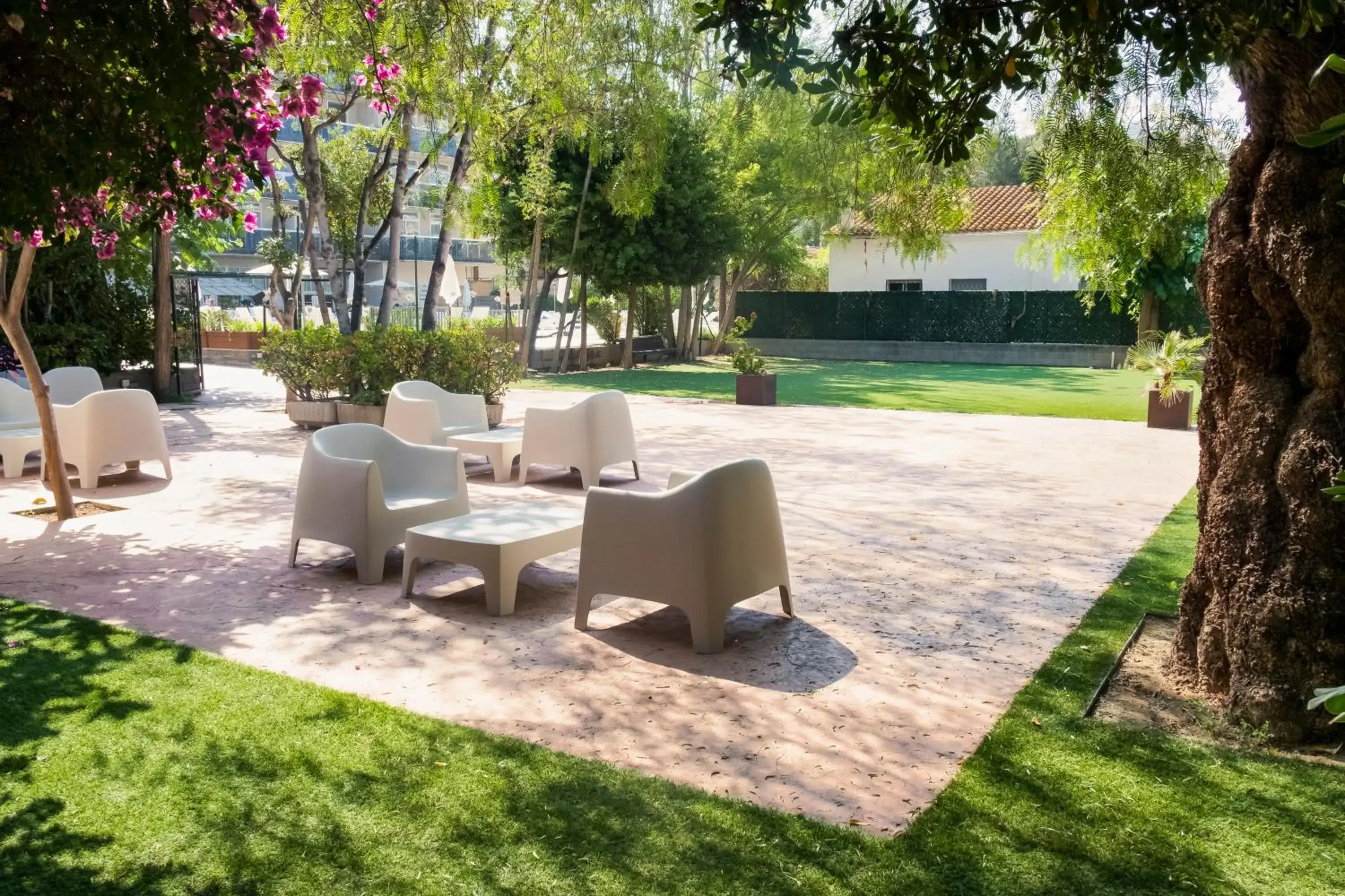 Garden view in Aparthotel Cye Holiday Centre Garden view in Aparthotel Cye Holiday Centre