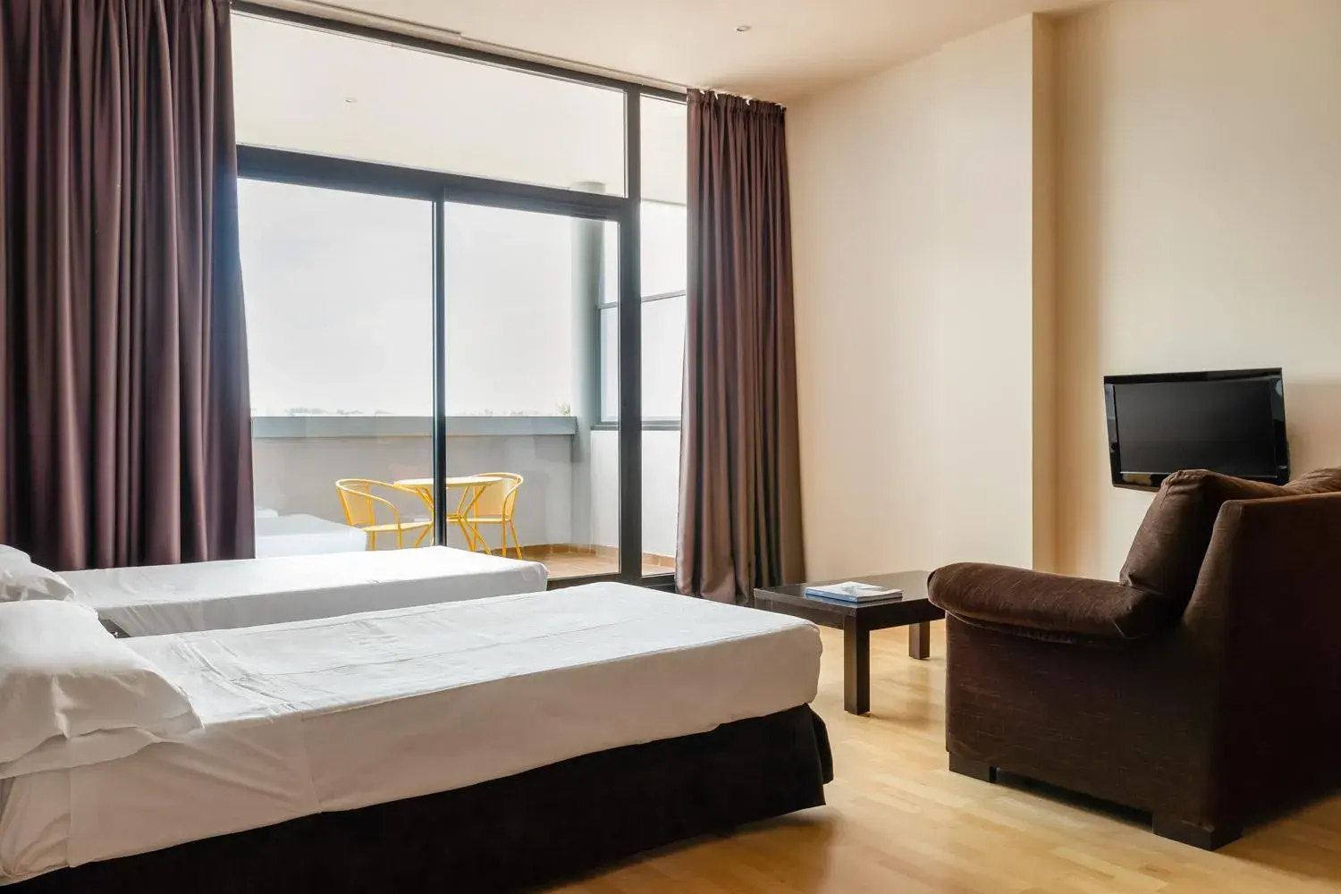 Photo of the whole room, Bed in Aparthotel Wellness Photo of the whole room, Bed in Aparthotel Wellness