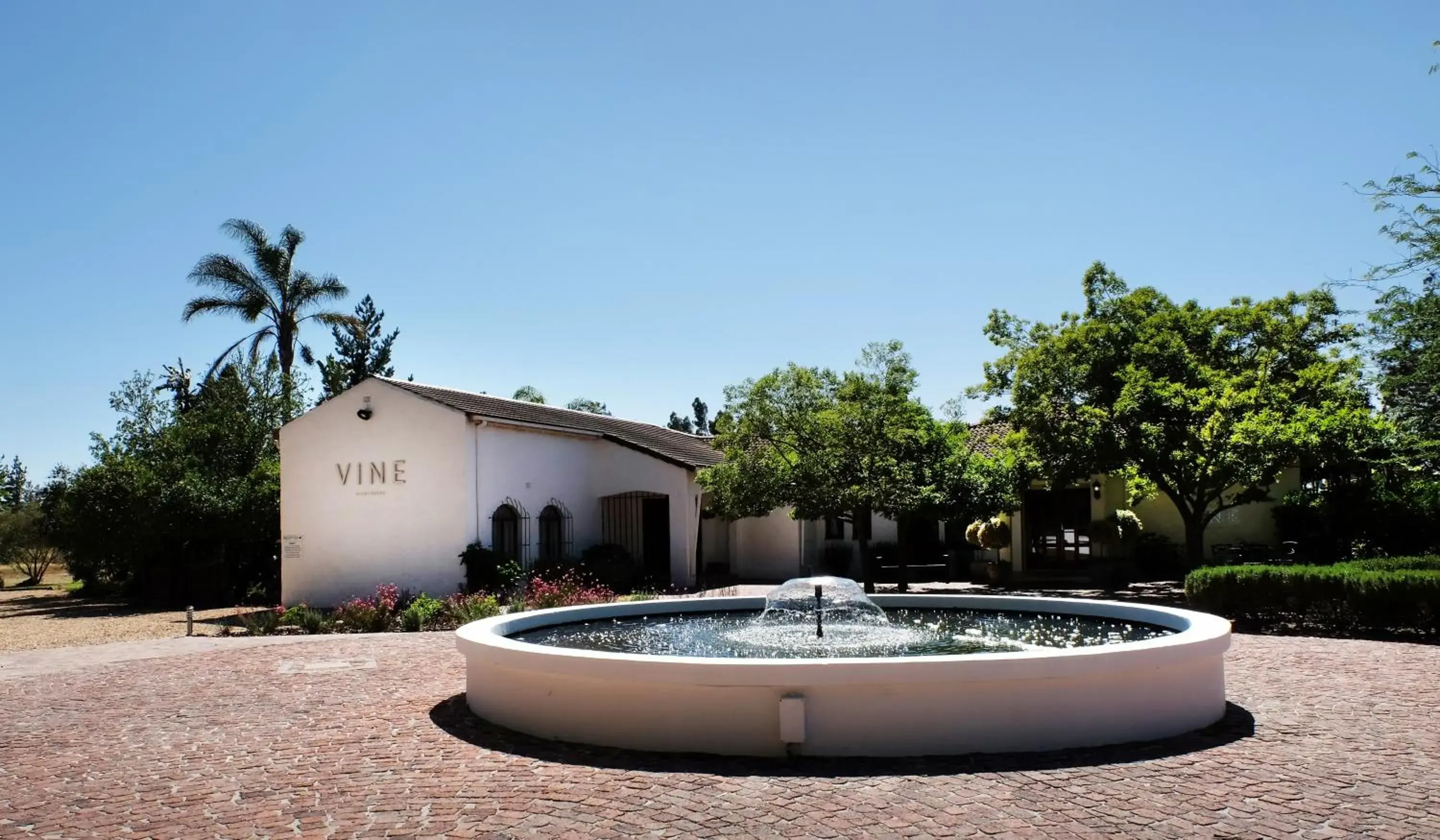 Facade/entrance in Vine Guesthouse Facade/entrance in Vine Guesthouse