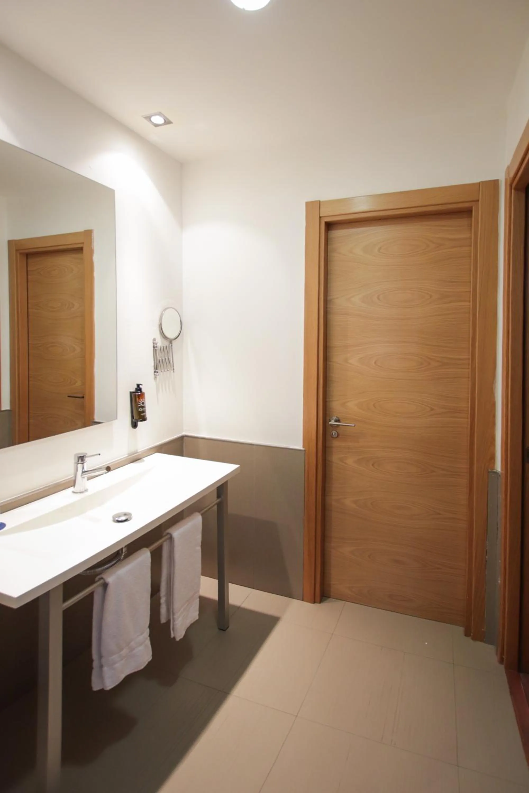 Property building in Ohtels Mazagon