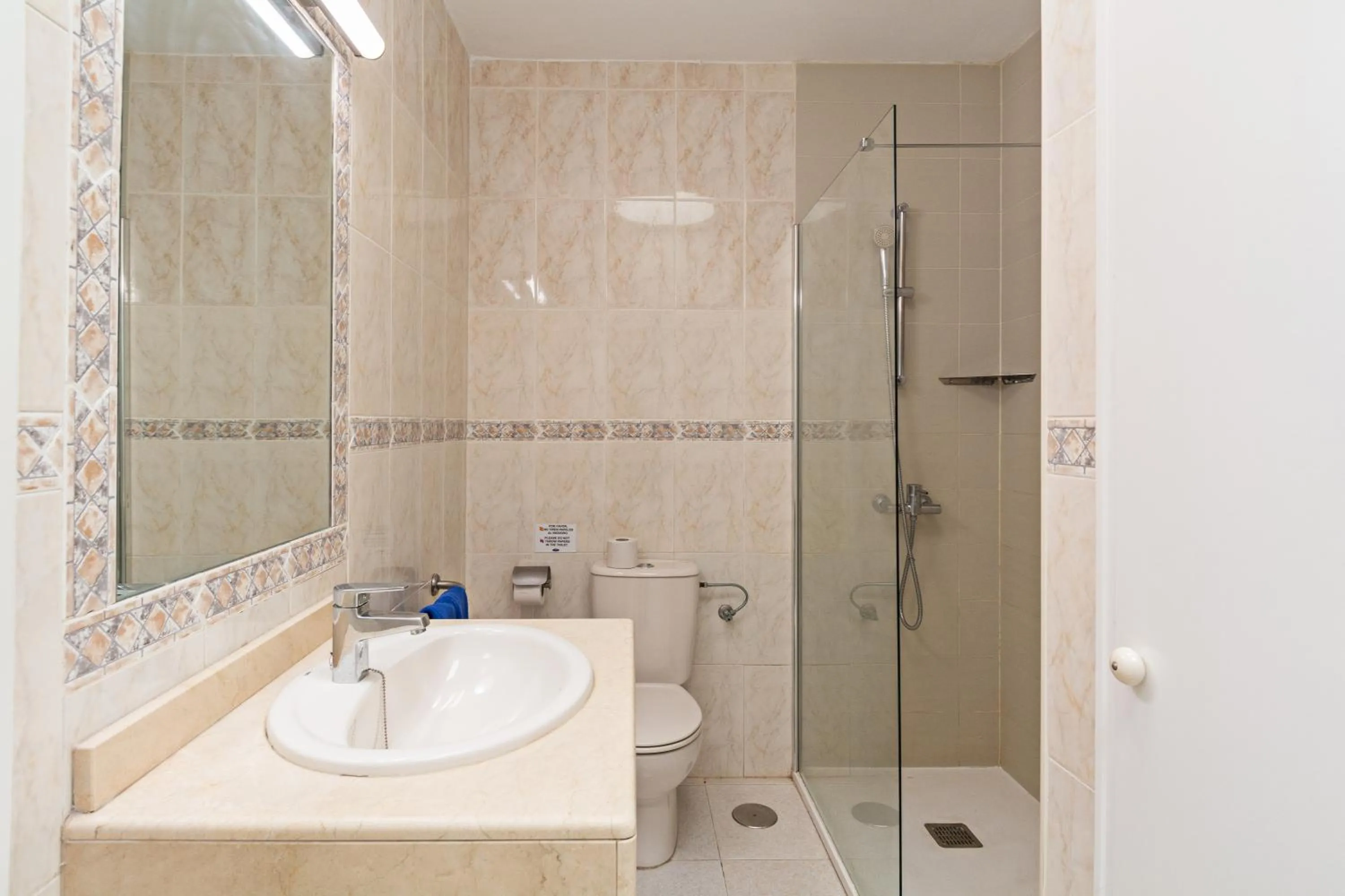 Shower in Apartamentos Panorama Adults Only