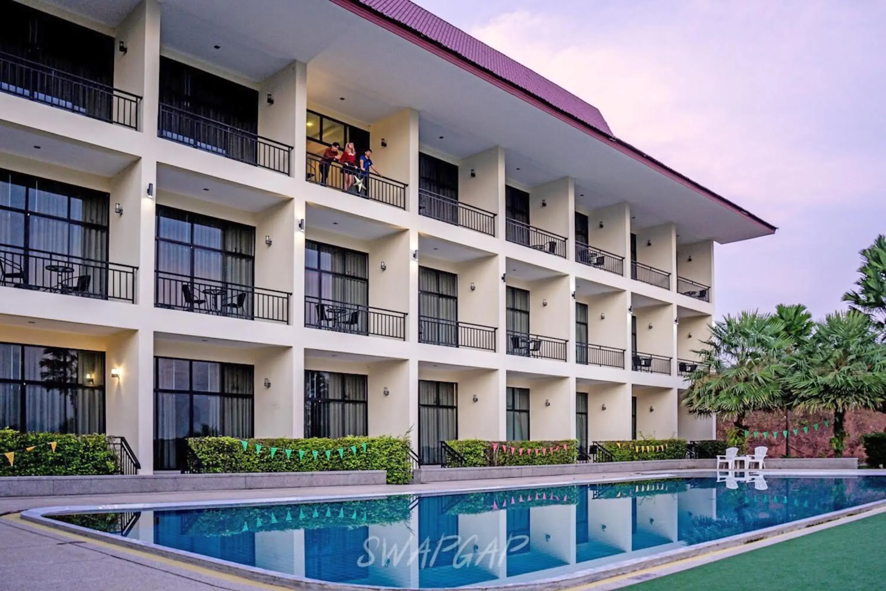 Property building in Takhun Mountain View Property building in Takhun Mountain View