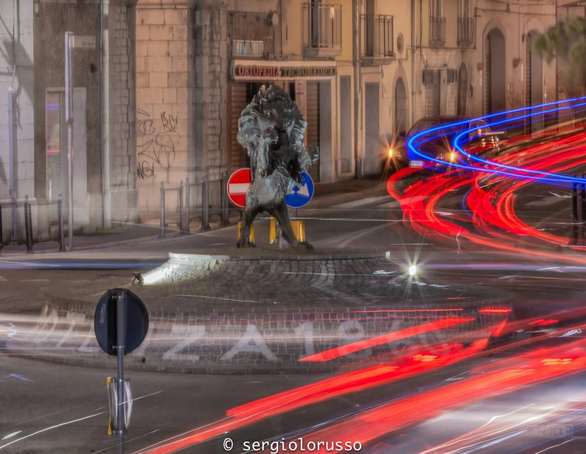 Leucos
