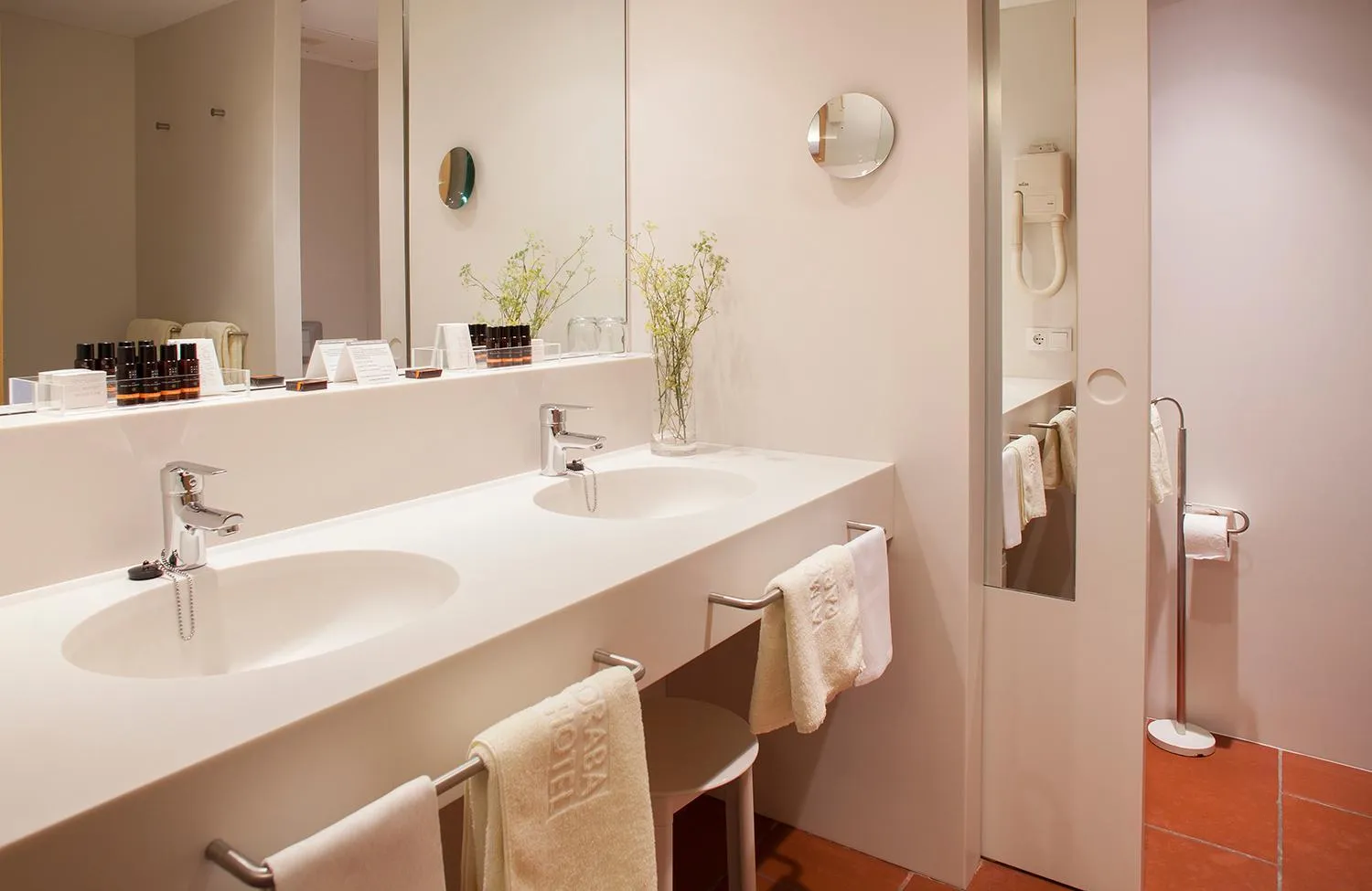 Bathroom in Almadraba Park Hotel