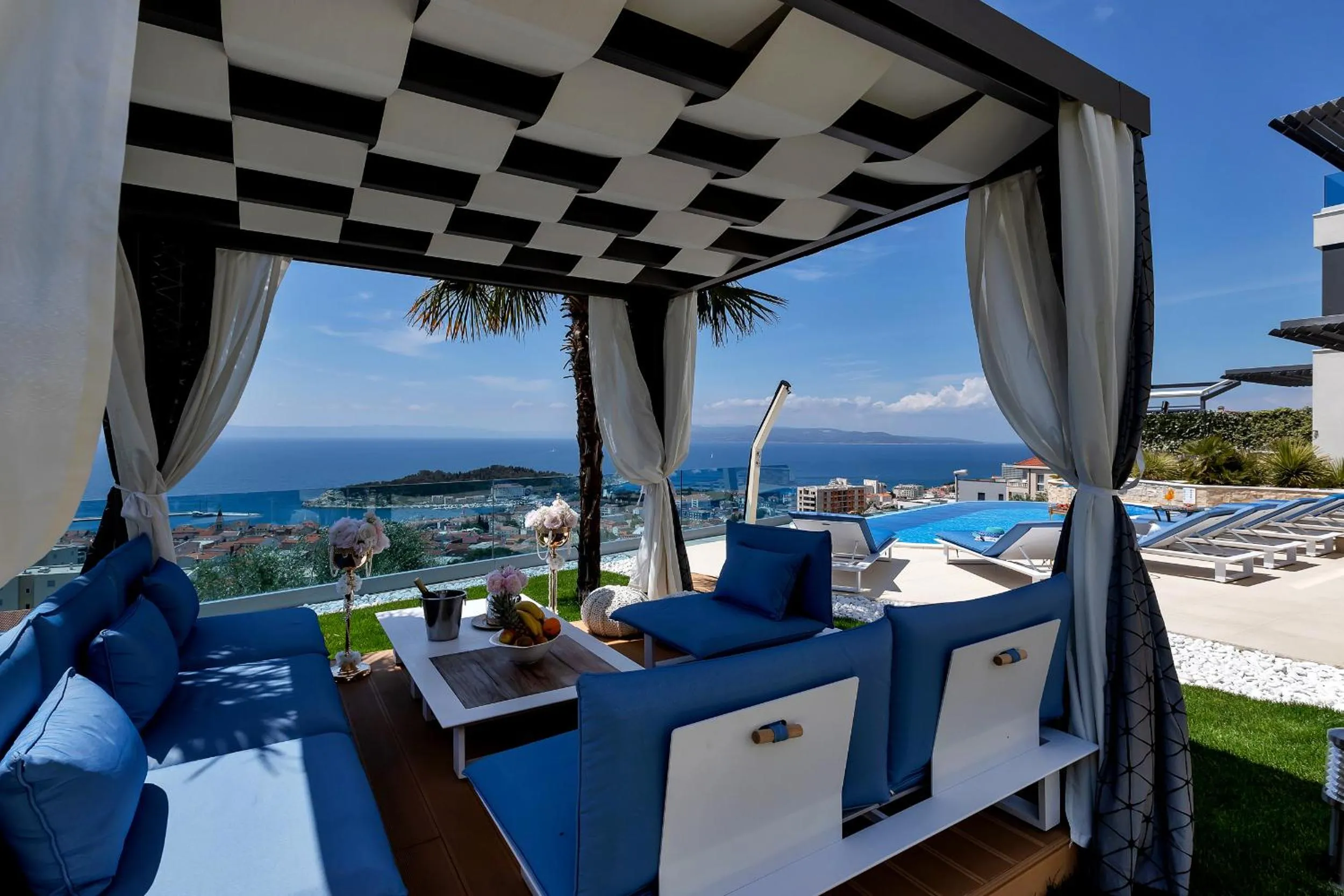 Seating area in Villa Afrodita