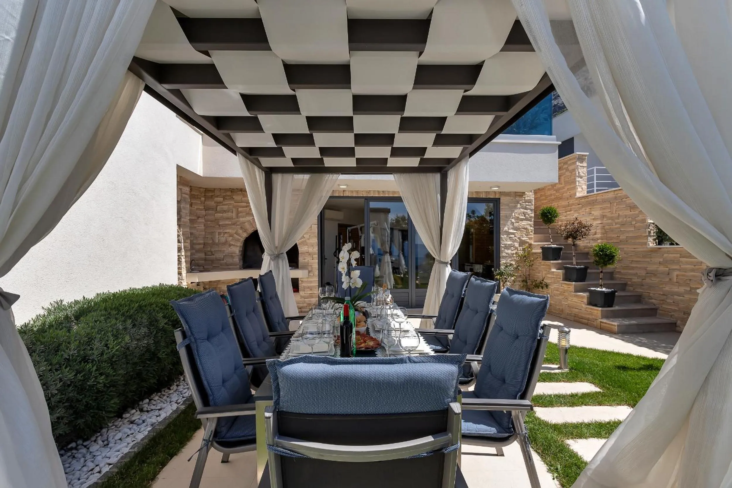 BBQ facilities in Villa Afrodita