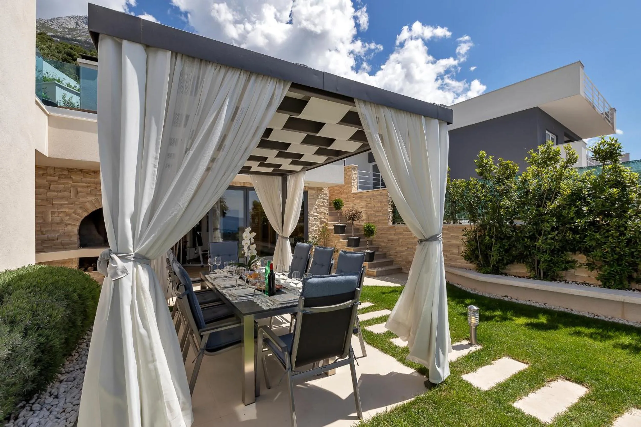 BBQ facilities in Villa Afrodita
