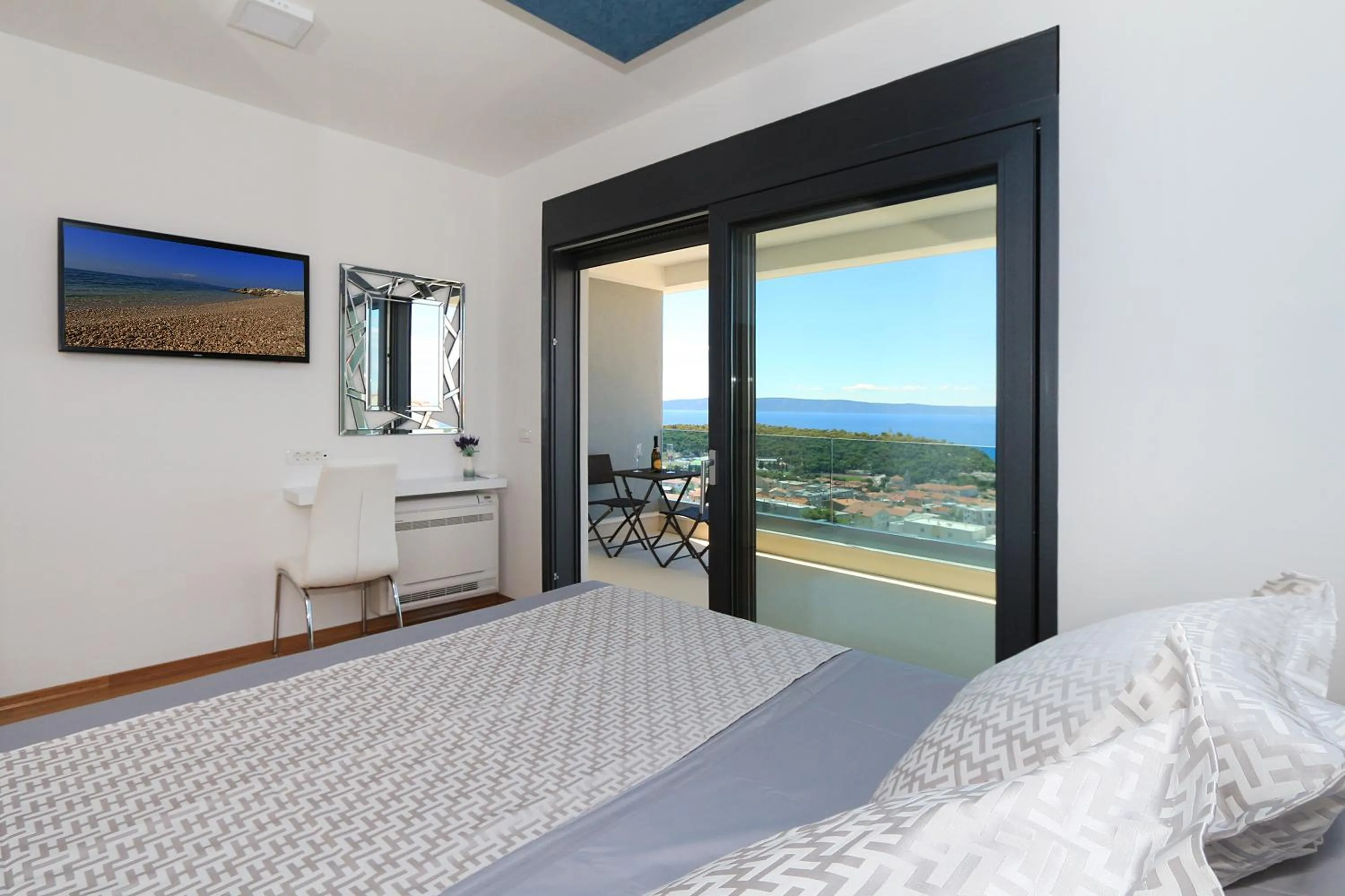 Photo of the whole room, Bed in Villa Afrodita