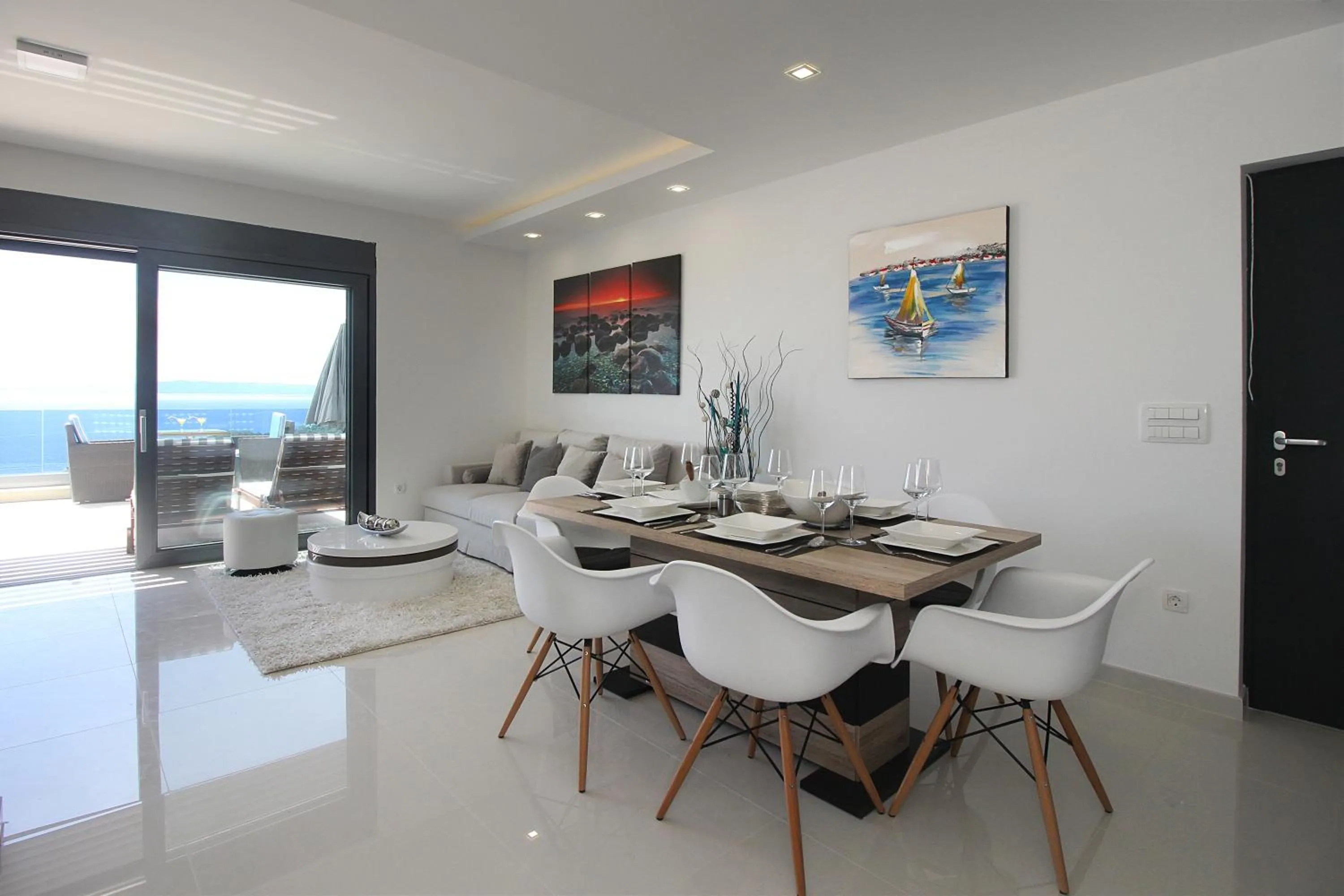 Dining area in Villa Afrodita