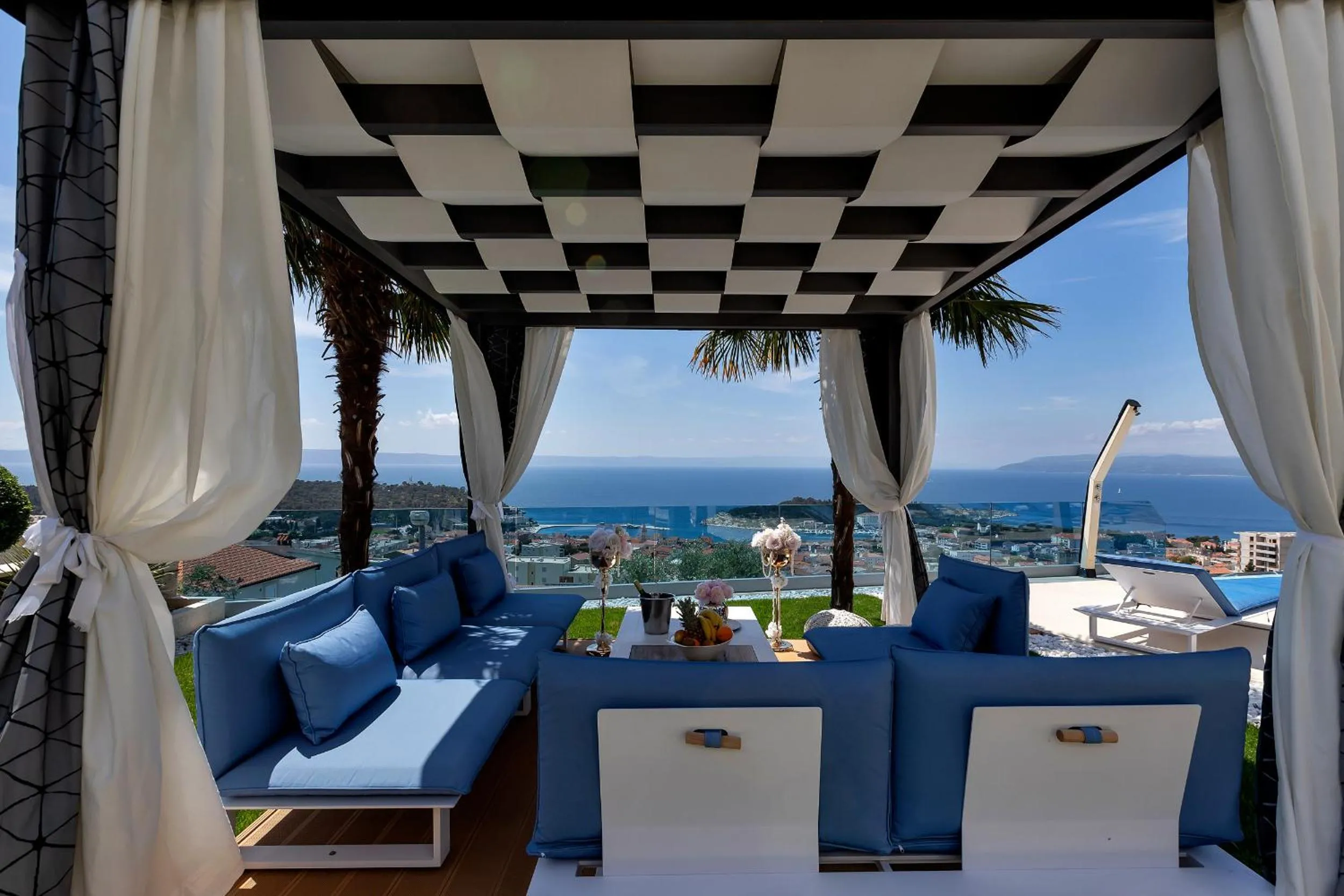 Seating area in Villa Afrodita