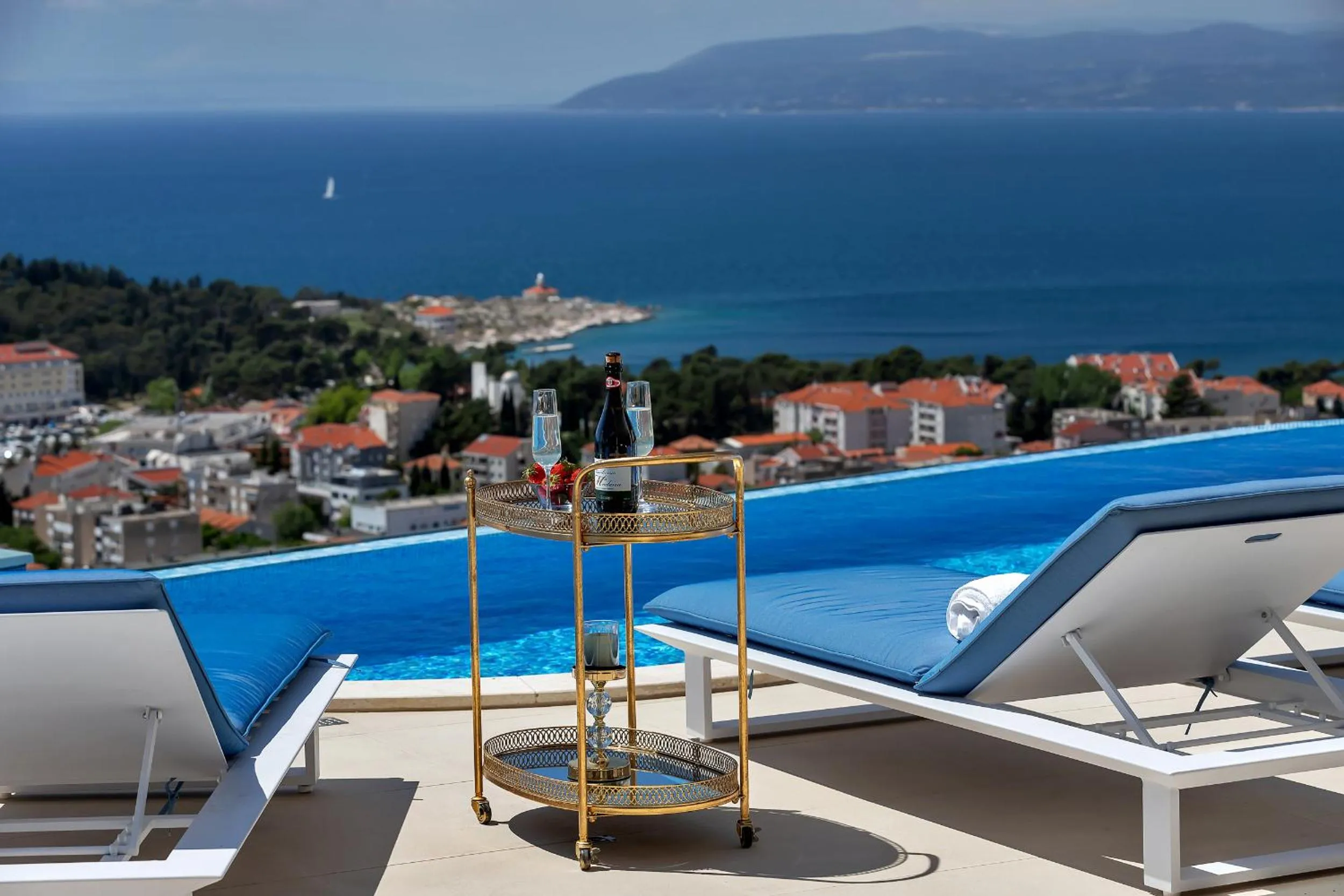 Swimming pool in Villa Afrodita
