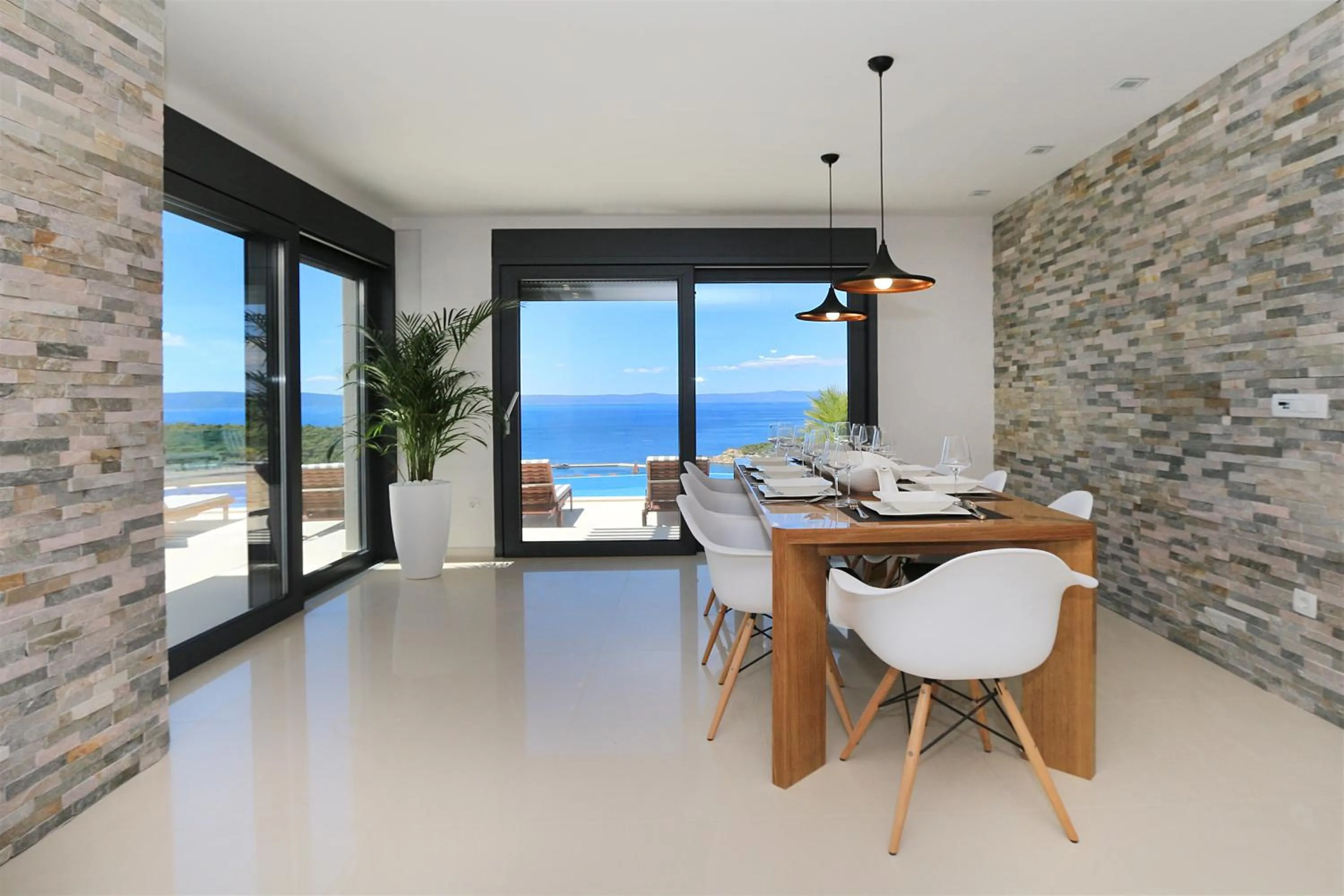 Dining area in Villa Afrodita