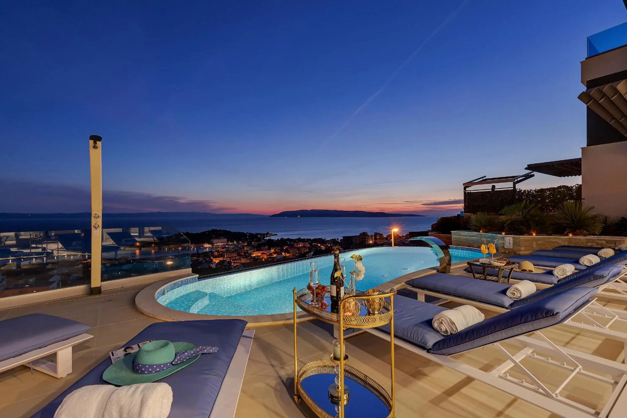 Swimming pool in Villa Afrodita