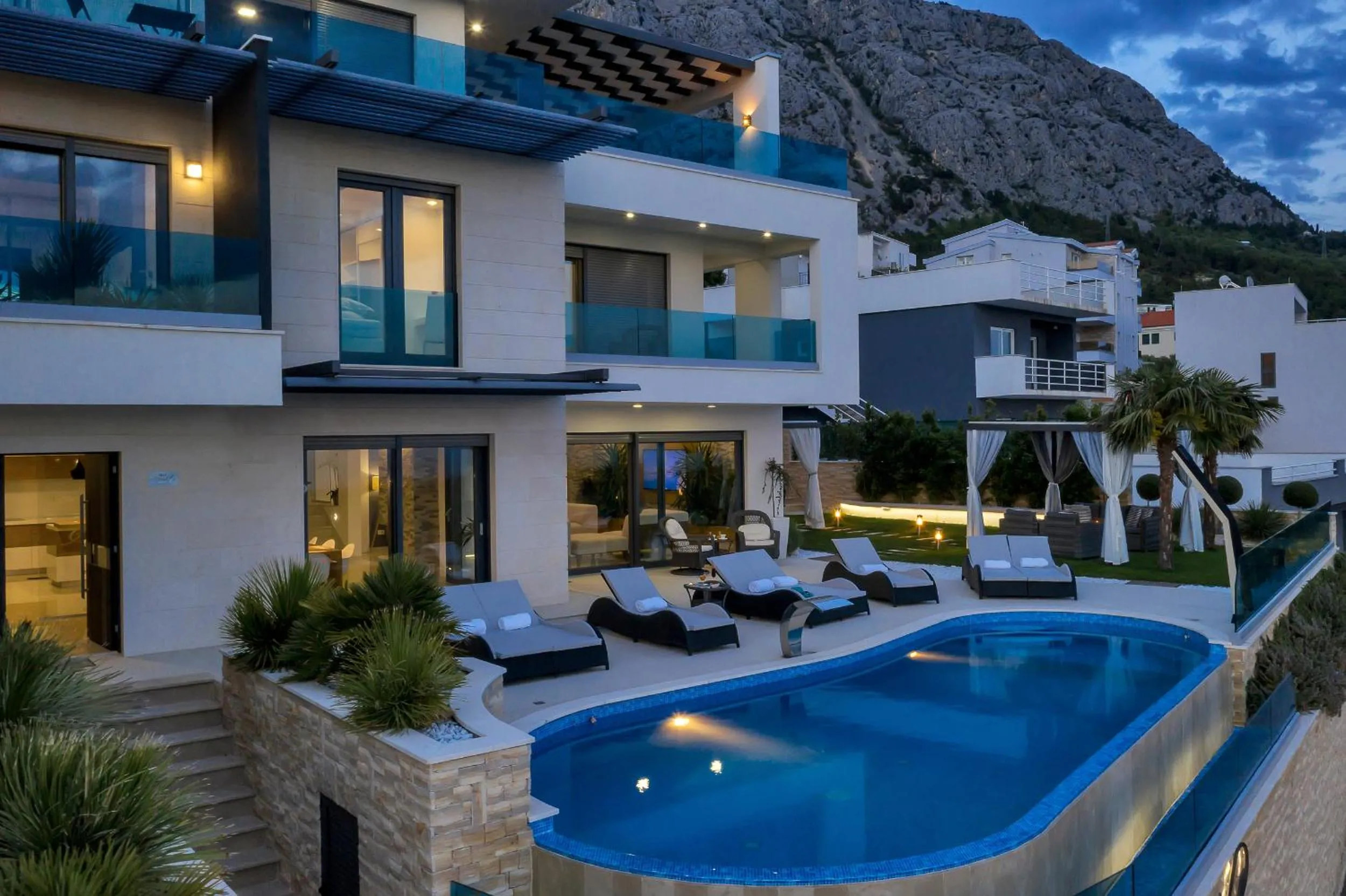 Property building in Villa Afrodita