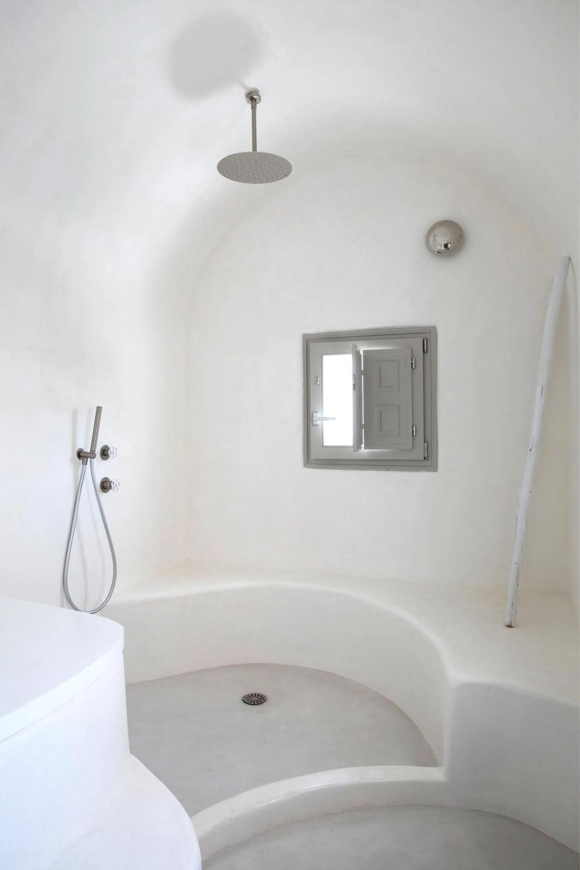 Shower in Ducato di Oia - Adults Only