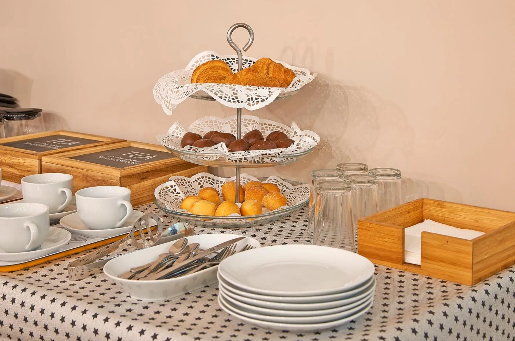 Food in Hostal Central Barcelona