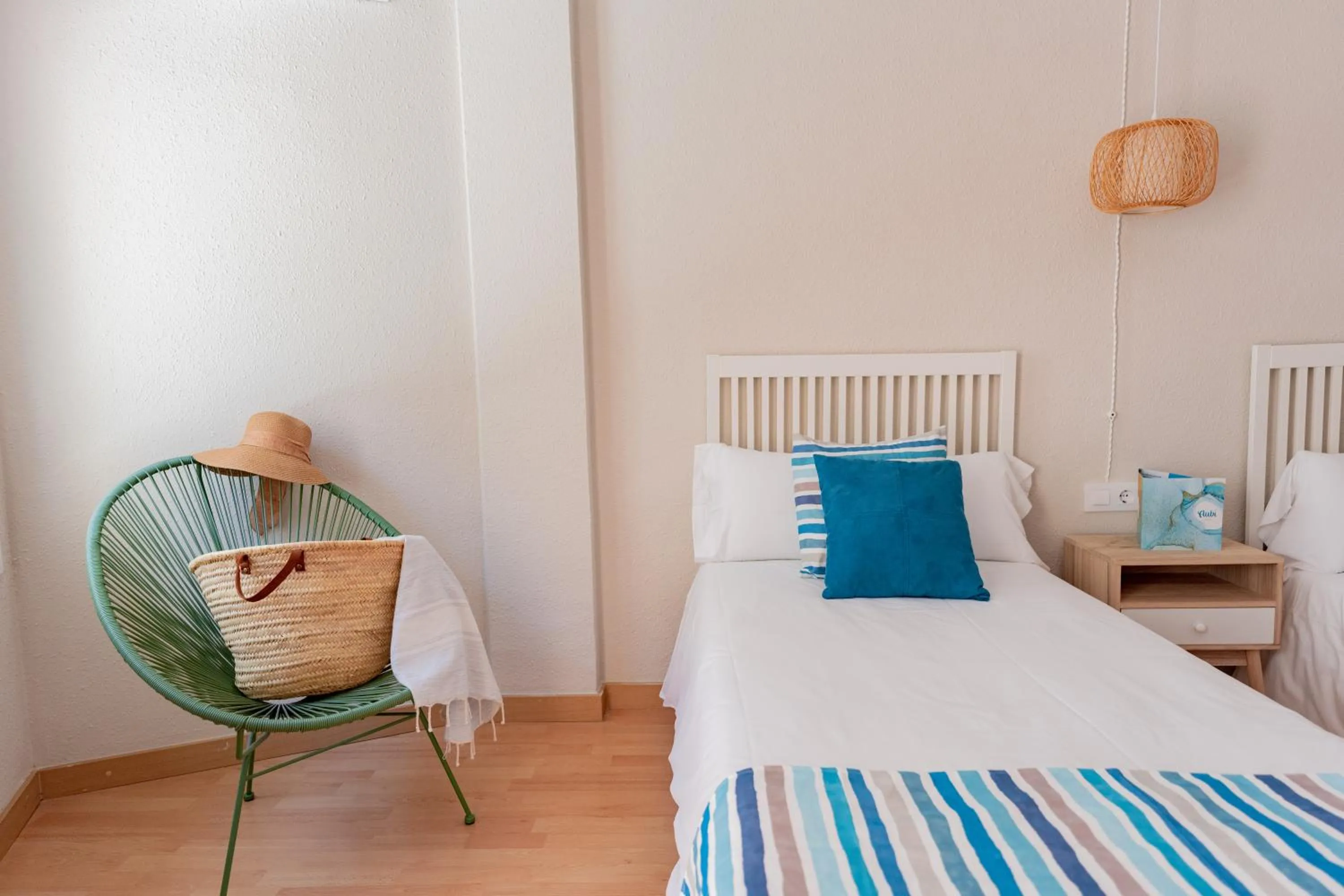 Bedroom, Bed in Hotel Aubí