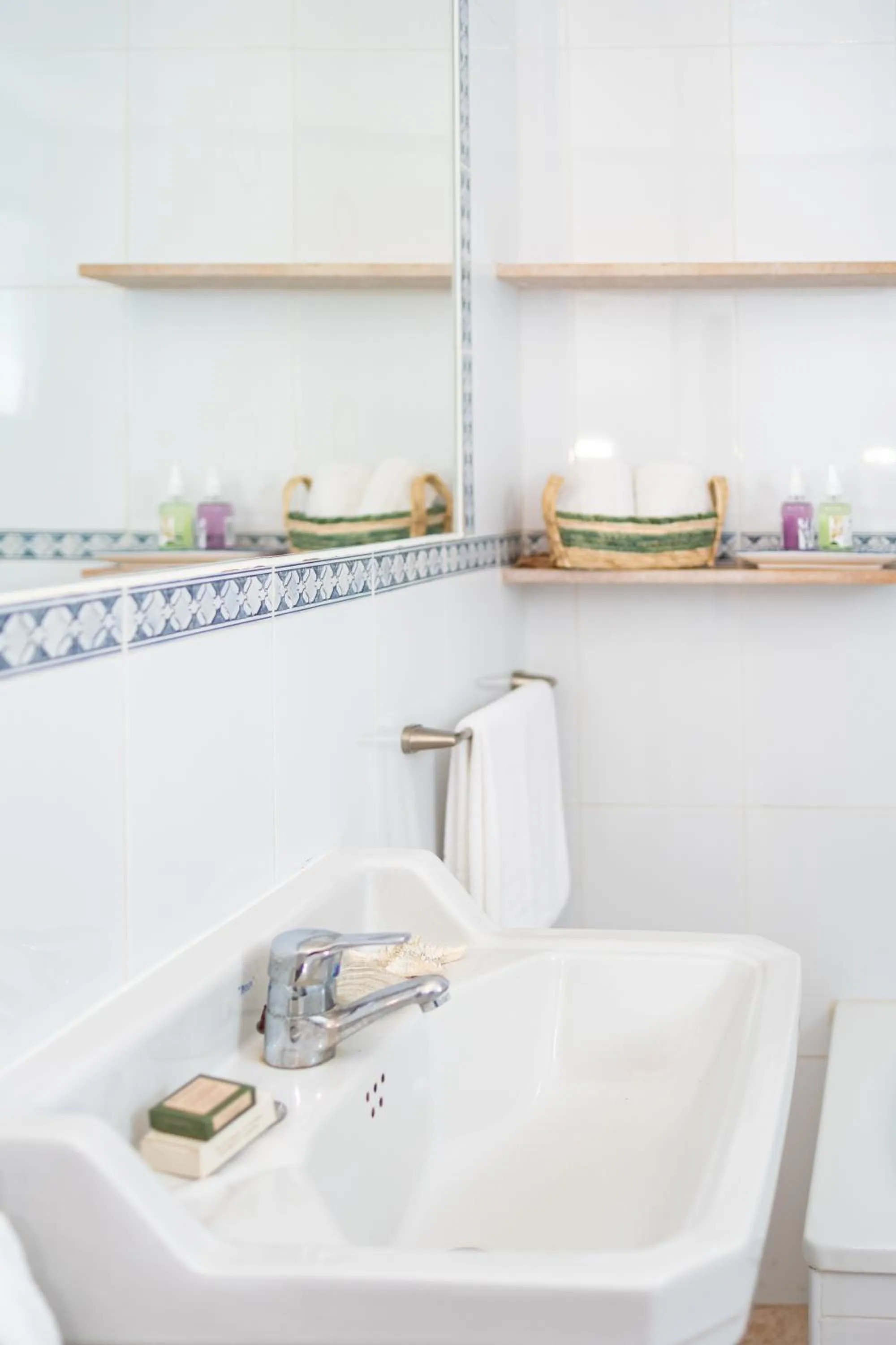 Toilet in Hotel Aubí