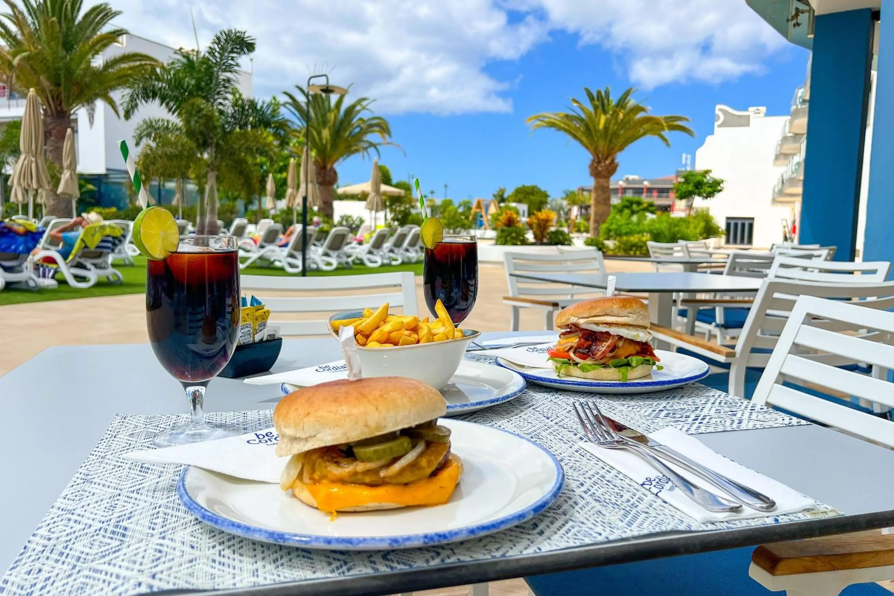 Restaurant/places to eat in Hotel Cordial Marina Blanca