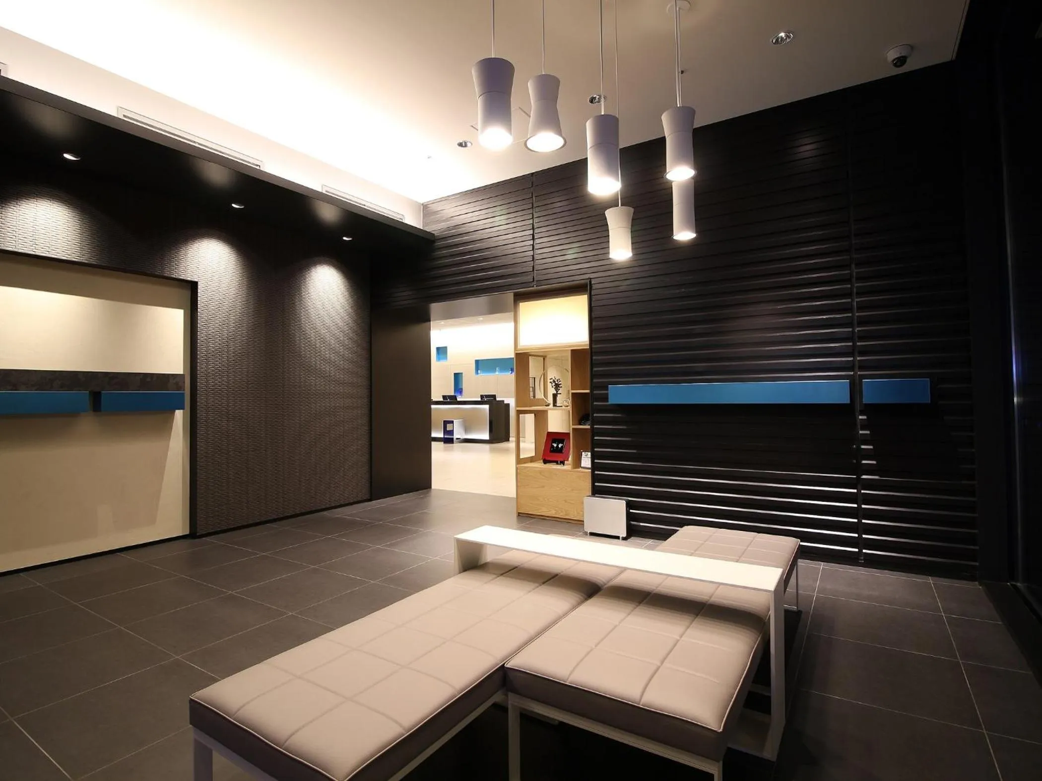 Lobby or reception in Meitetsu Inn Nagoyaeki Shinkansenguchi