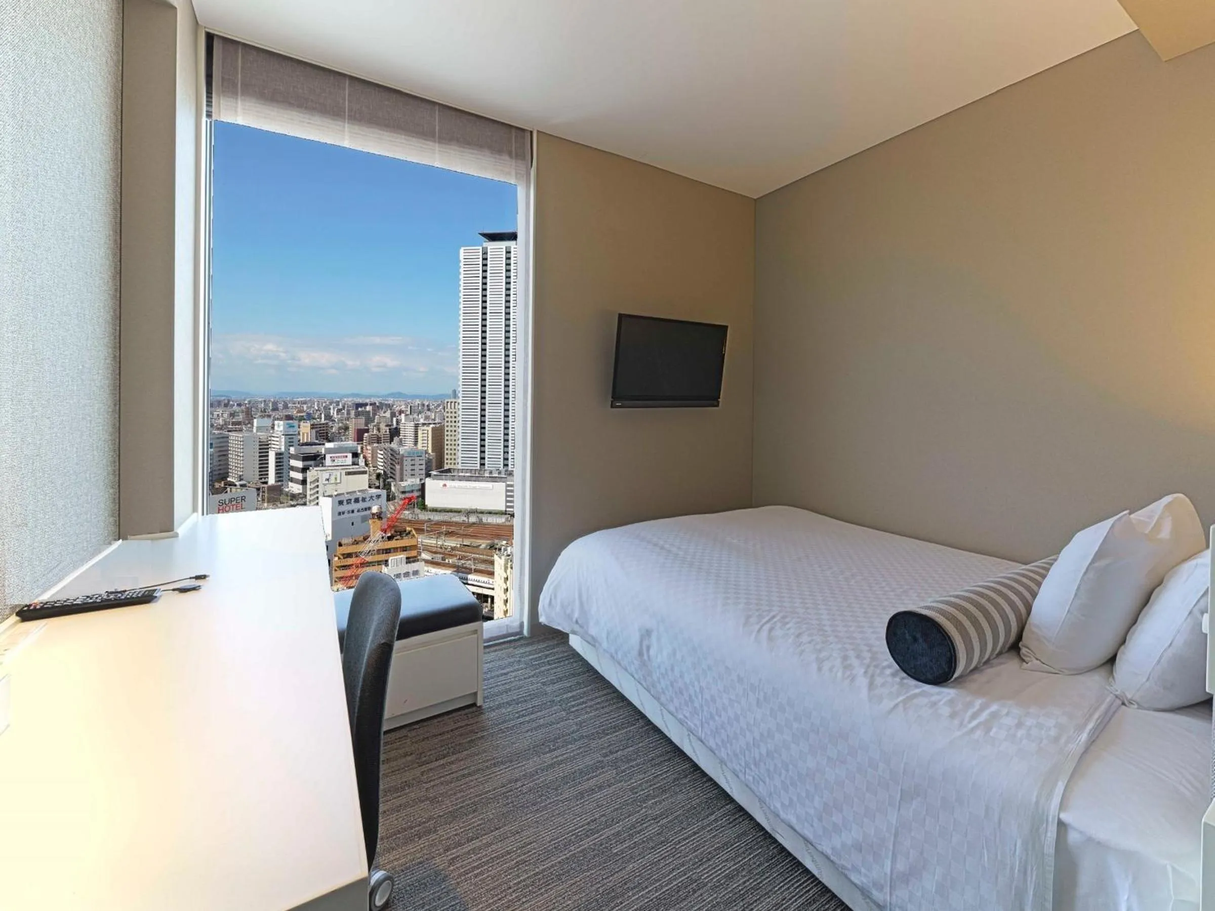 Photo of the whole room, Bed in Meitetsu Inn Nagoyaeki Shinkansenguchi